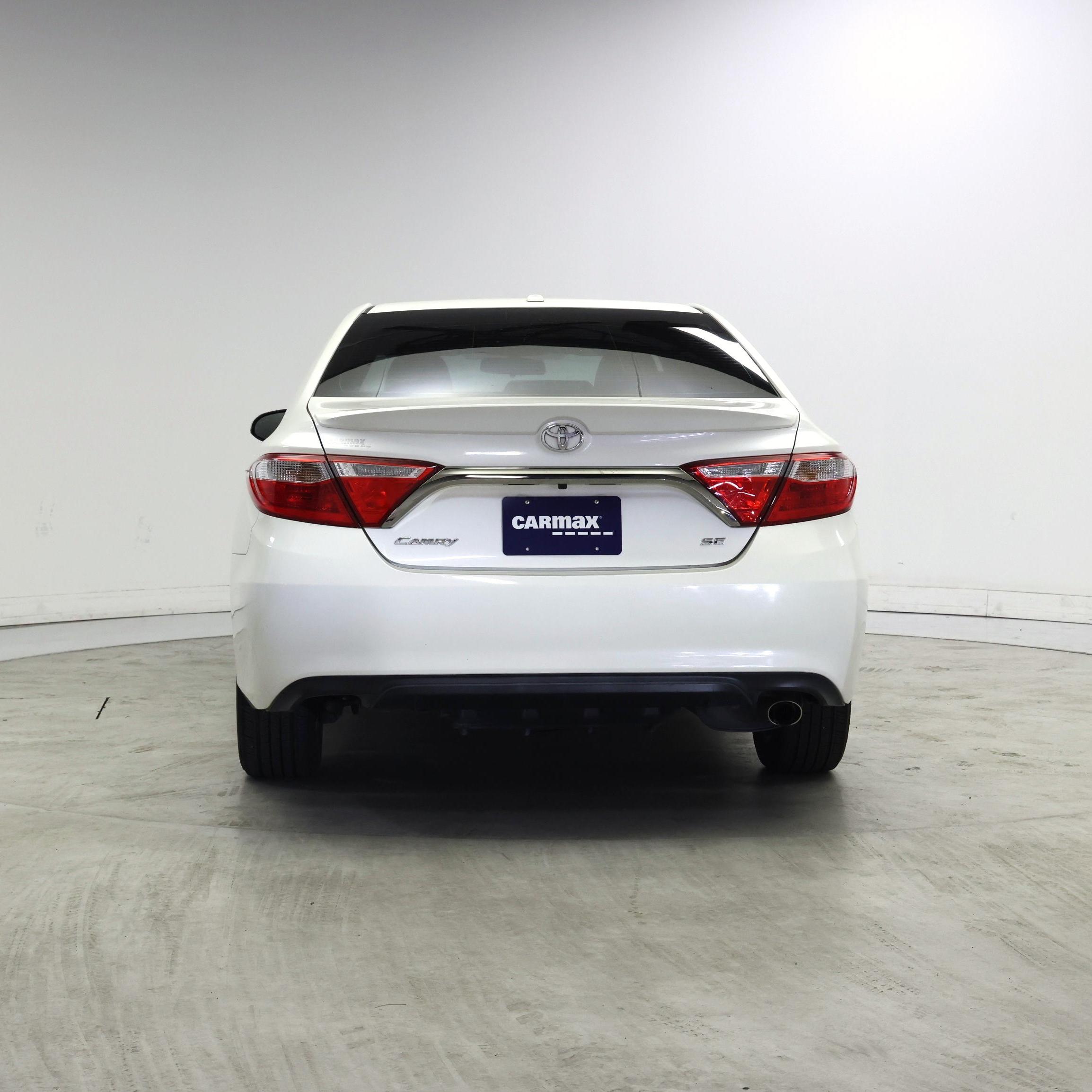 Thumbnail: 2015 Toyota Camry - 6