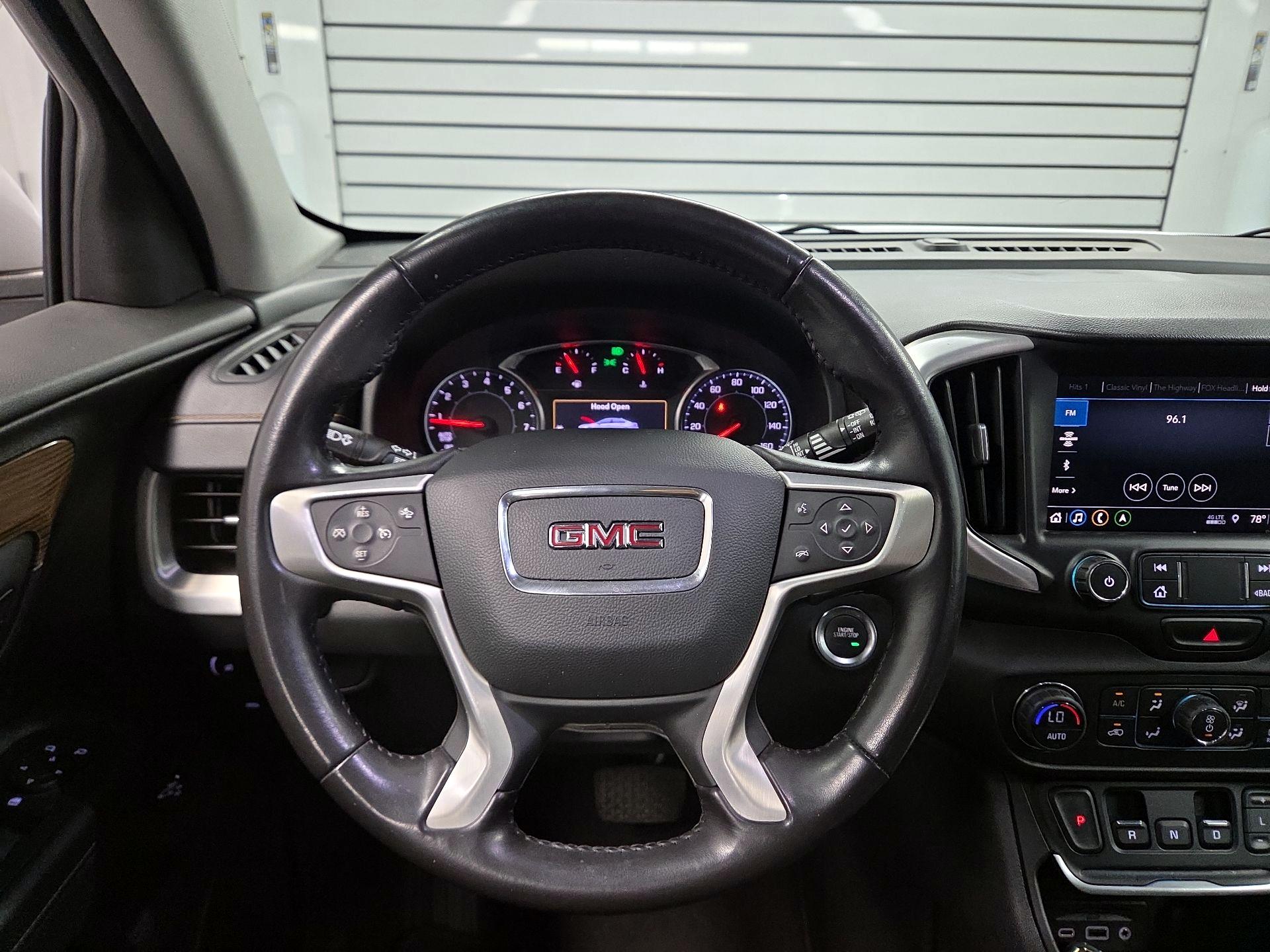 Thumbnail: 2020 GMC Terrain - 10