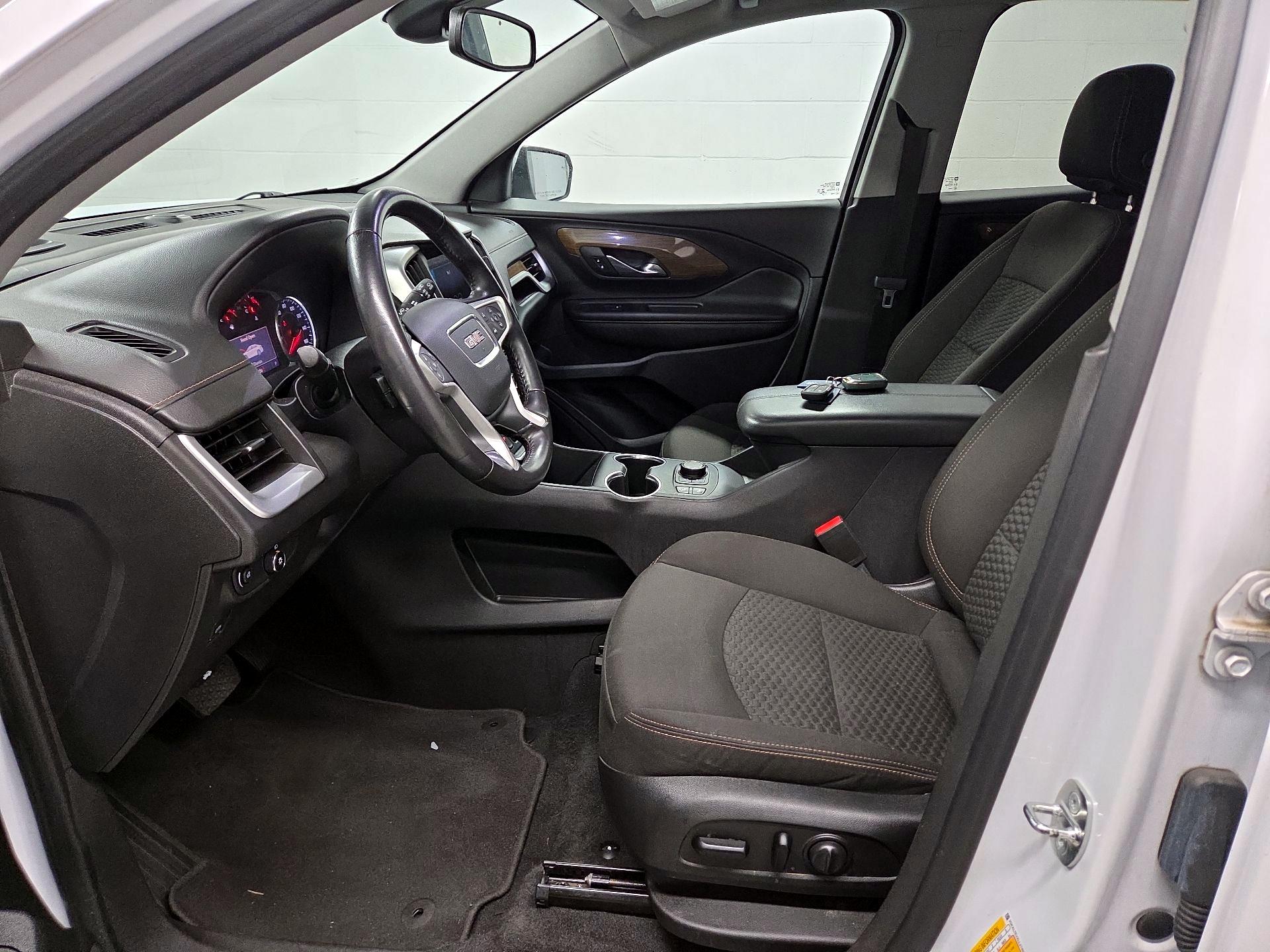 Thumbnail: 2020 GMC Terrain - 11