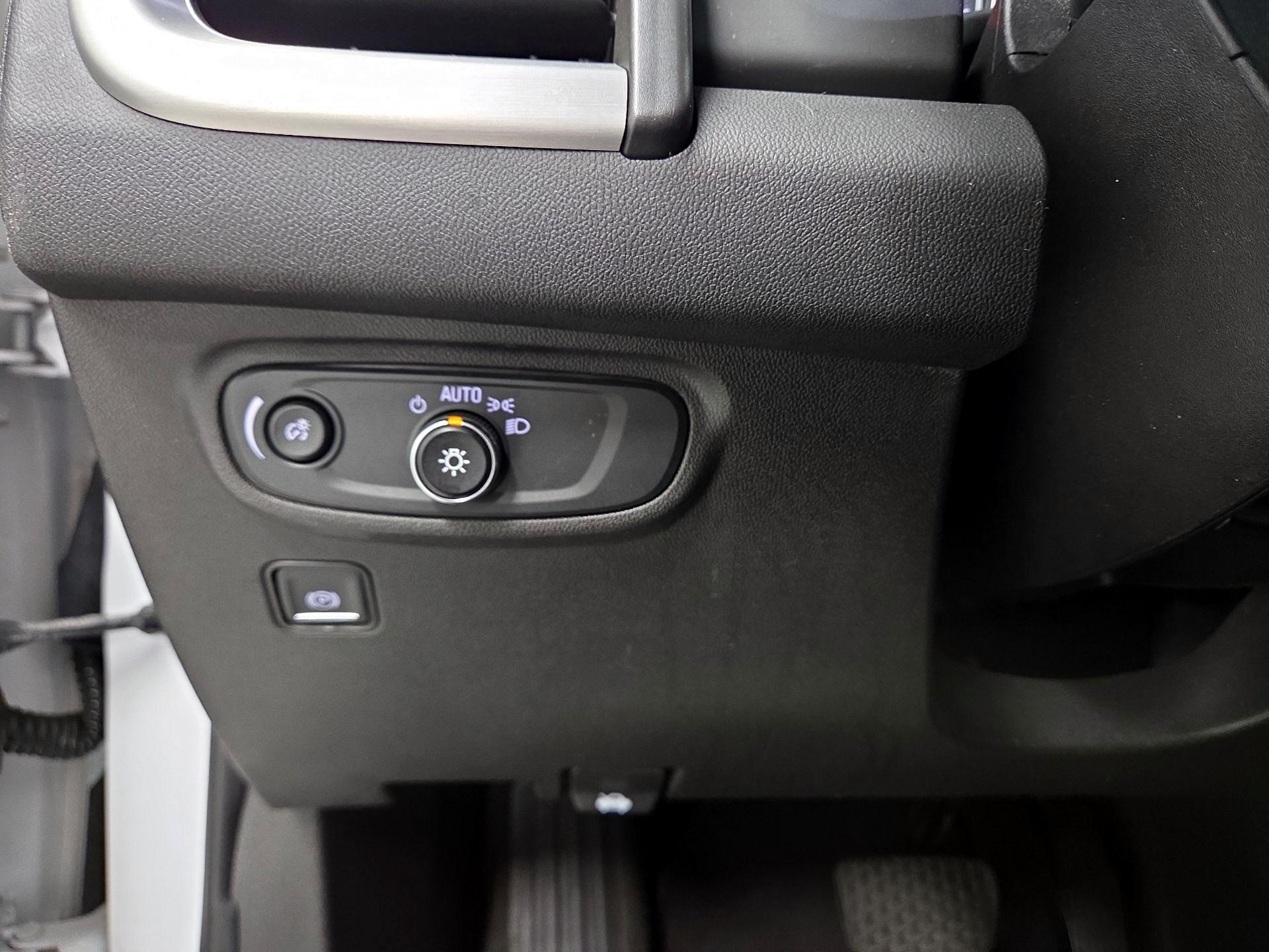 Thumbnail: 2020 GMC Terrain - 13