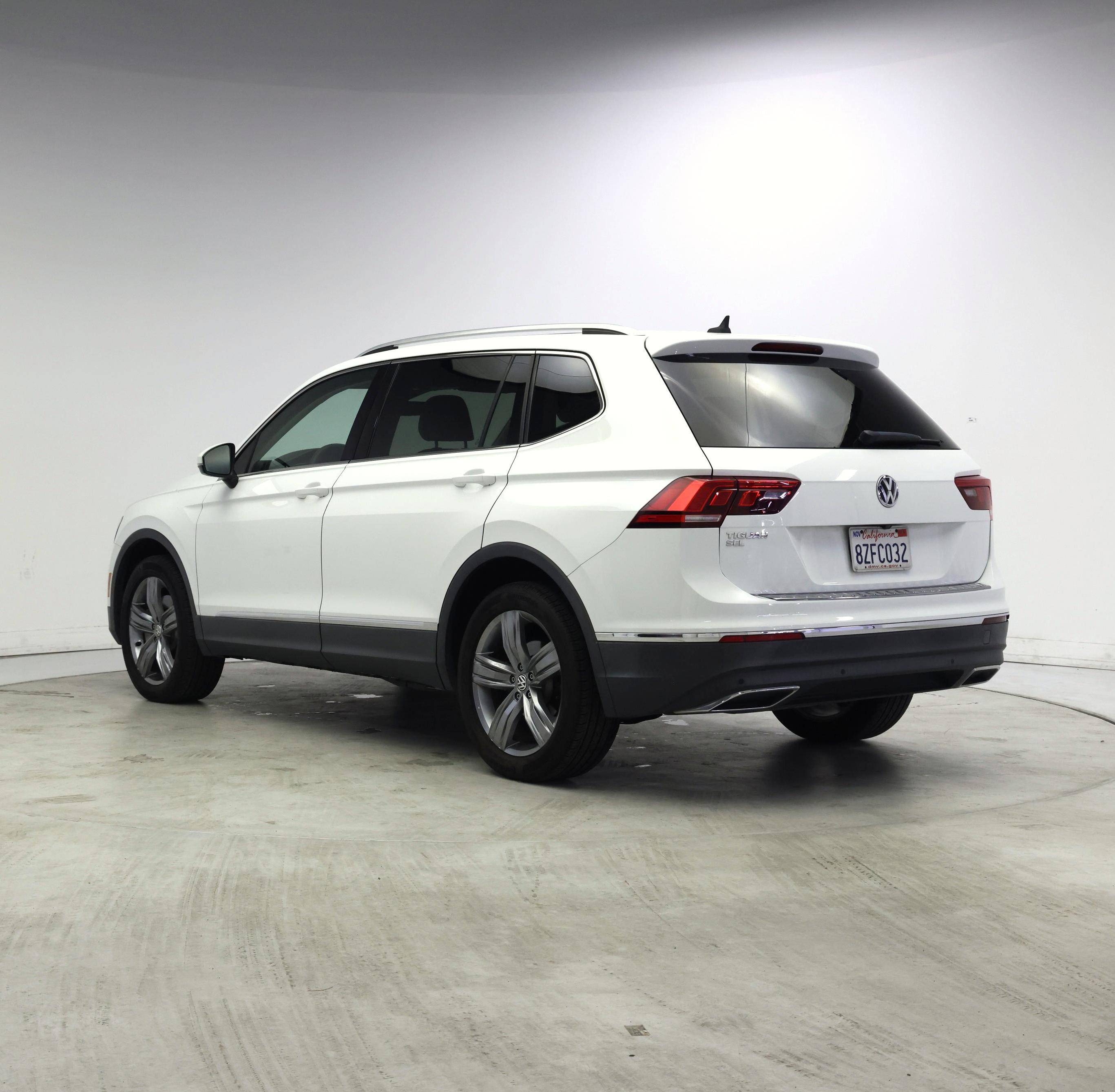 Thumbnail: 2021 Volkswagen Tiguan - 2