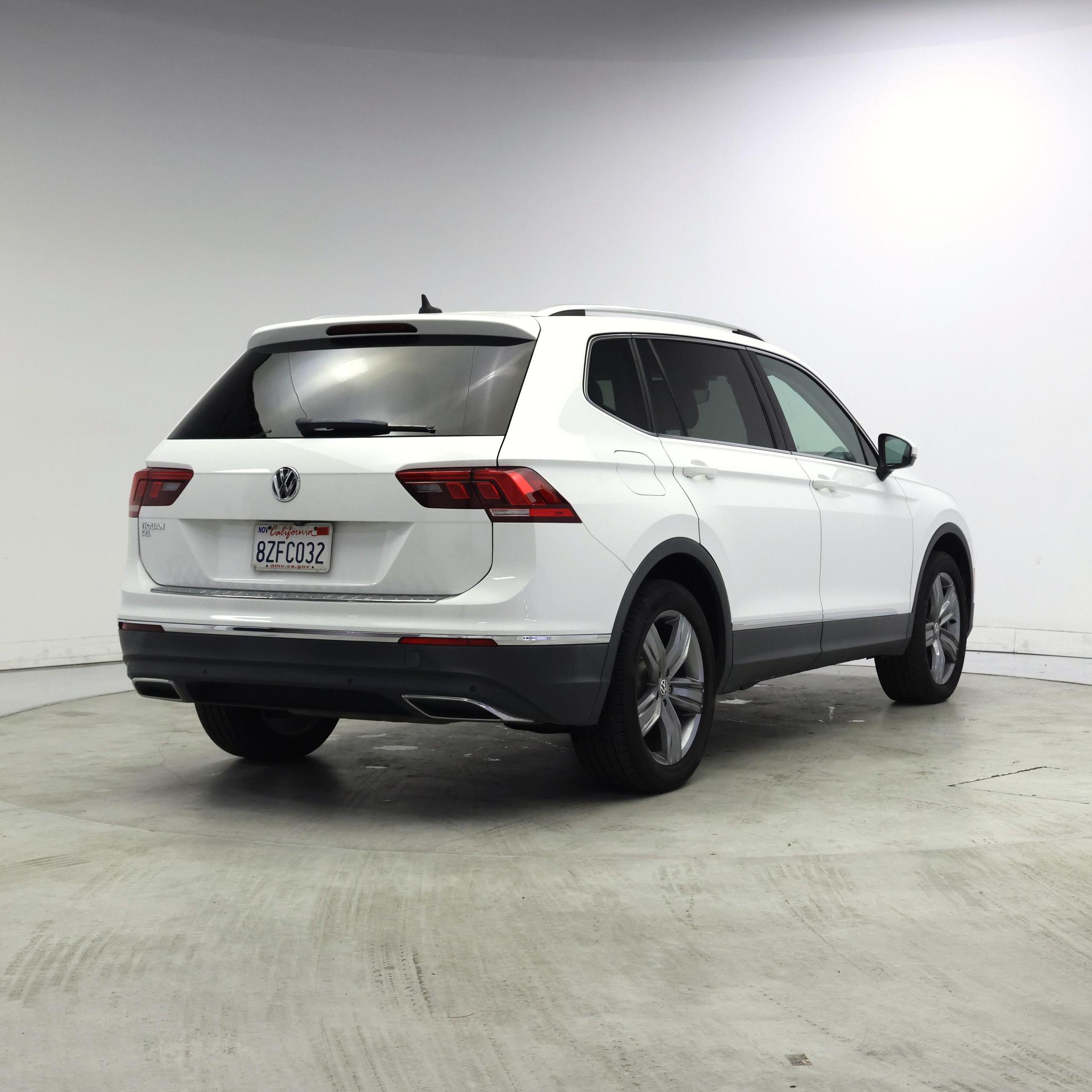 Thumbnail: 2021 Volkswagen Tiguan - 8