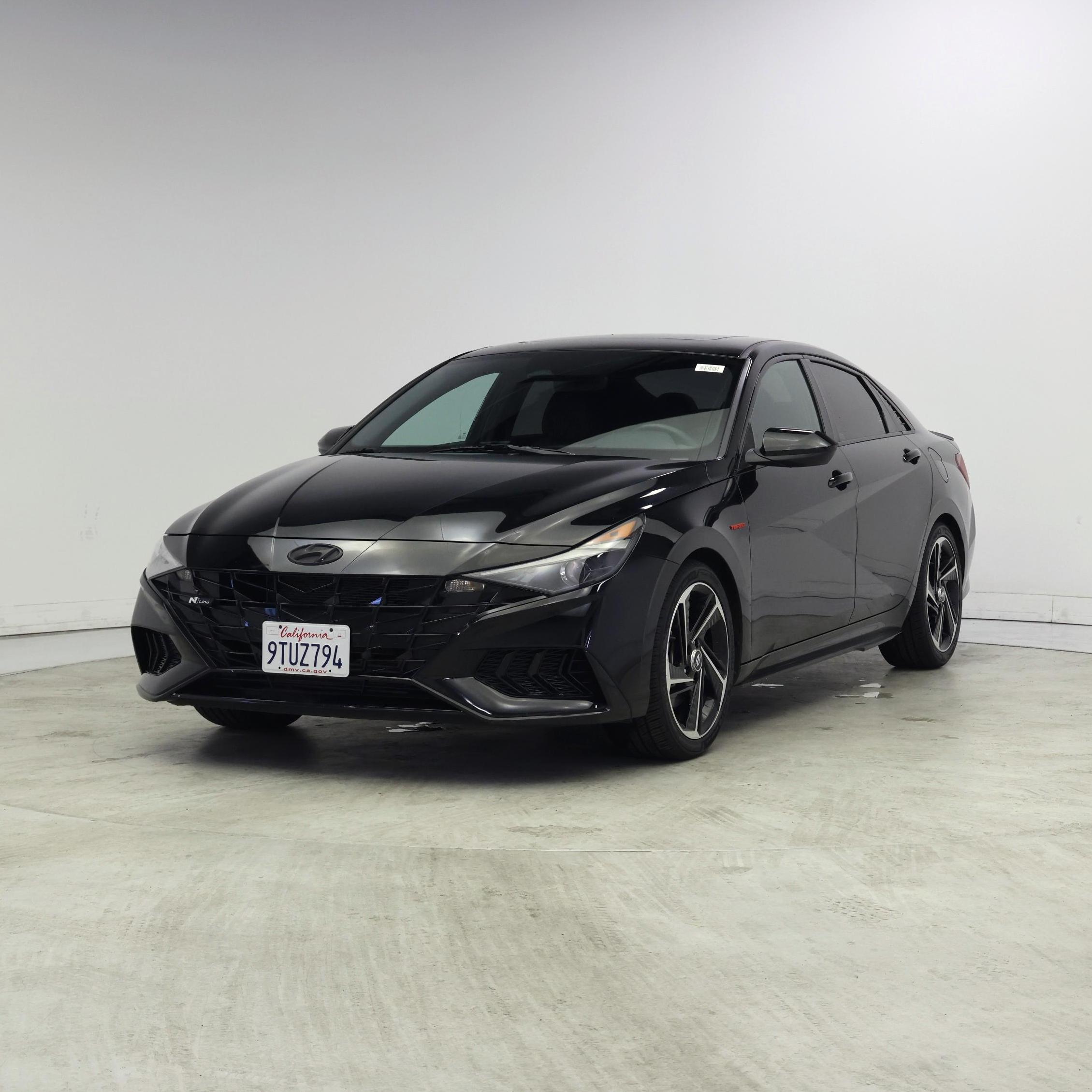 Thumbnail: 2023 Hyundai Elantra - 4