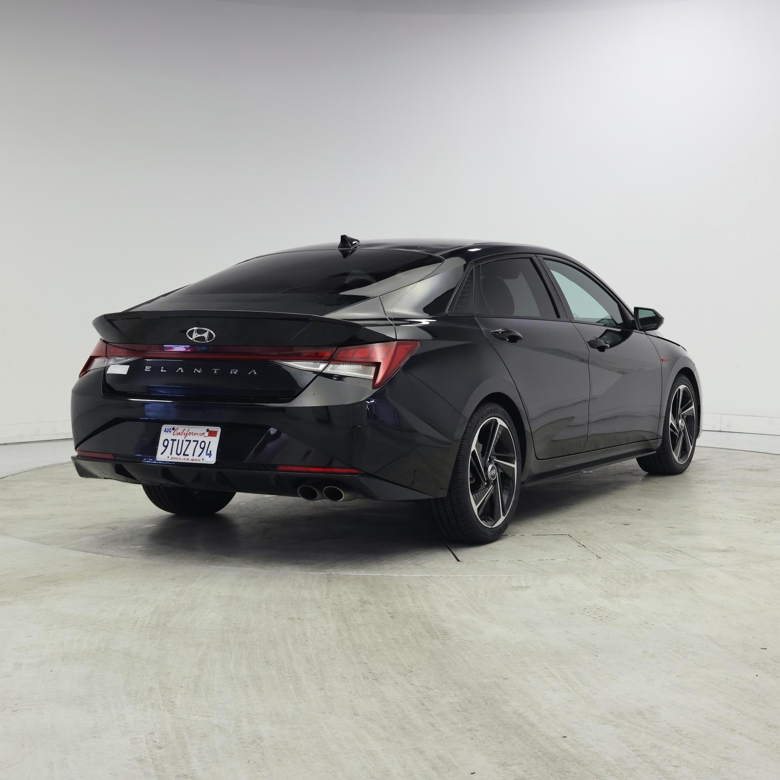 Thumbnail: 2023 Hyundai Elantra - 8