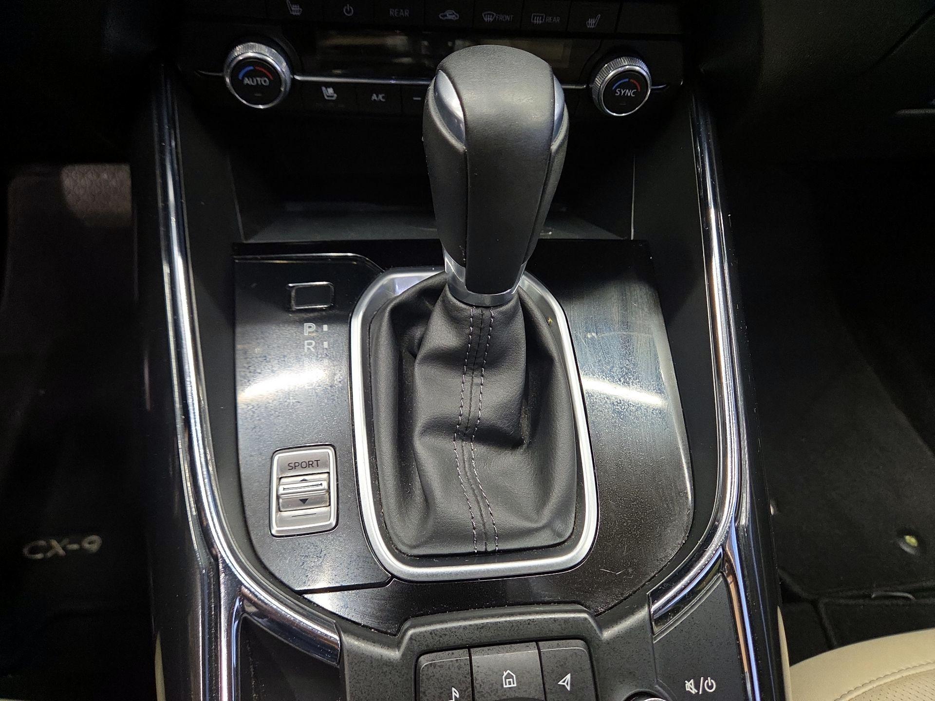 Thumbnail: 2022 Mazda CX-9 - 16