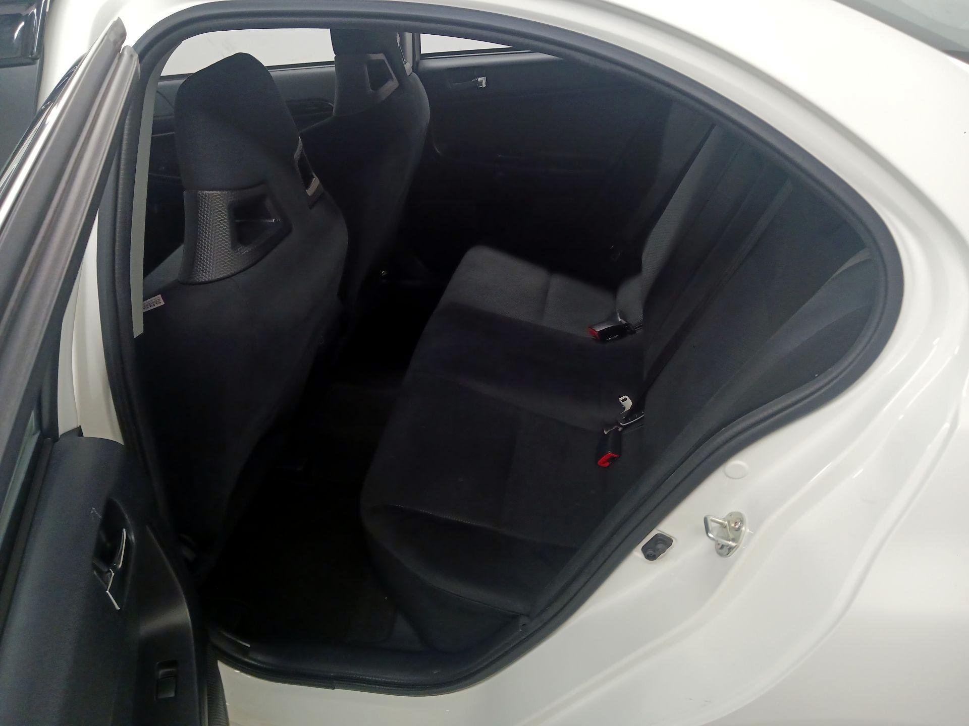 Thumbnail: 2014 Mitsubishi Lancer - 17