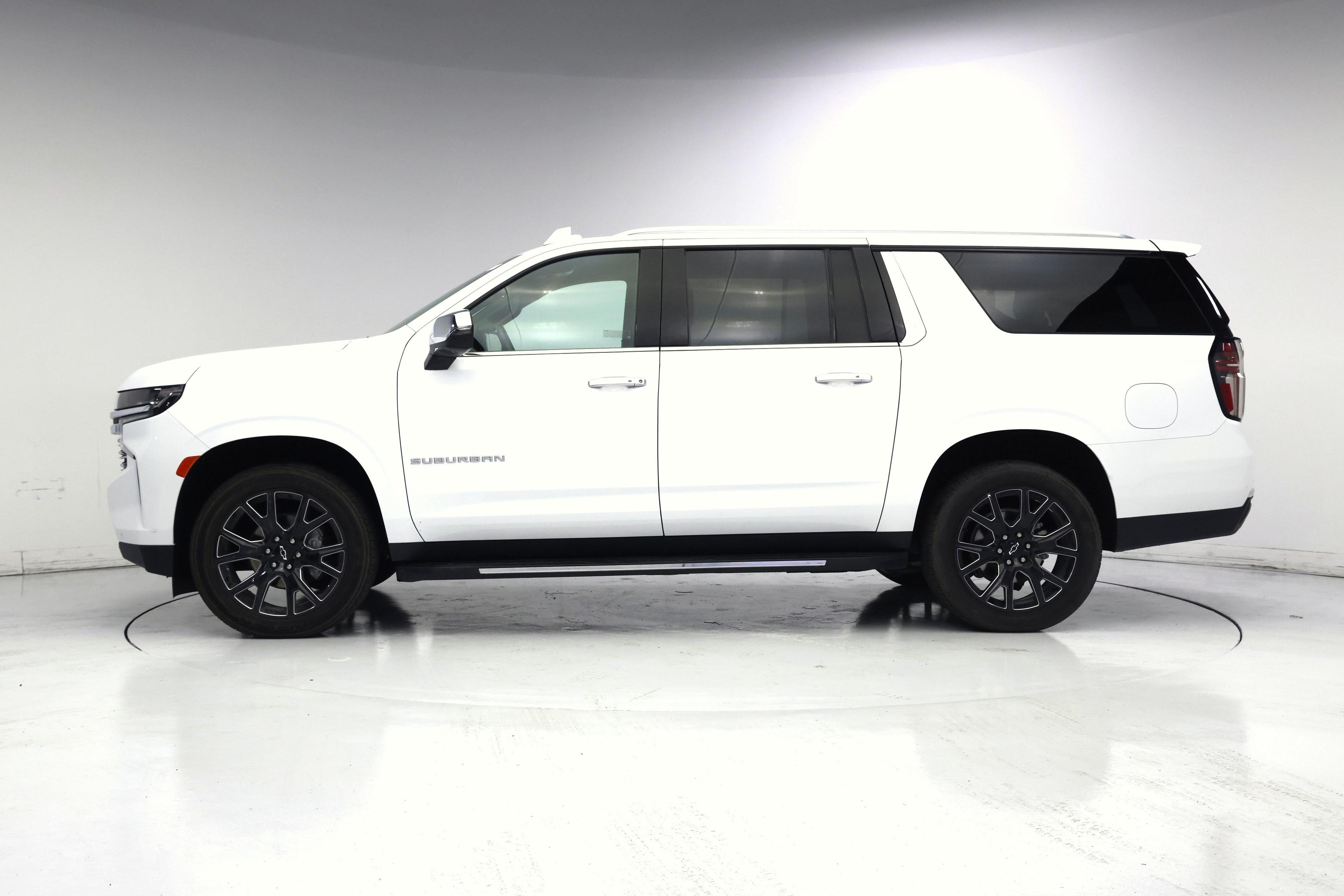 Thumbnail: 2023 Chevrolet Suburban - 3