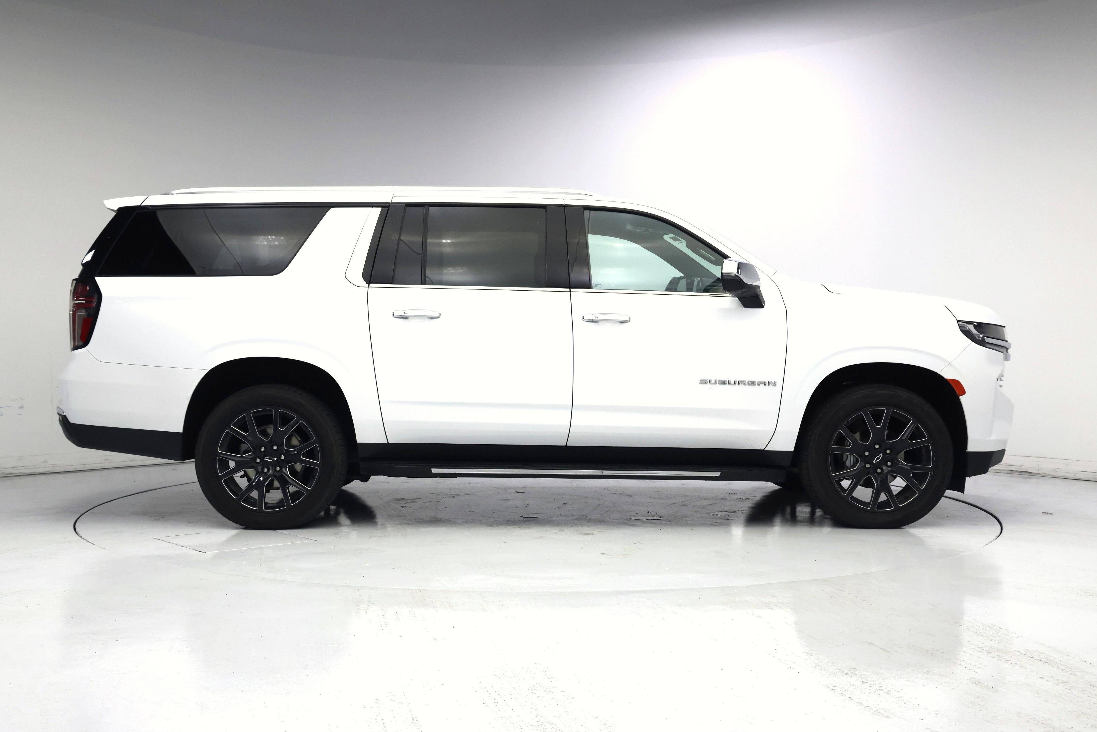 Thumbnail: 2023 Chevrolet Suburban - 7