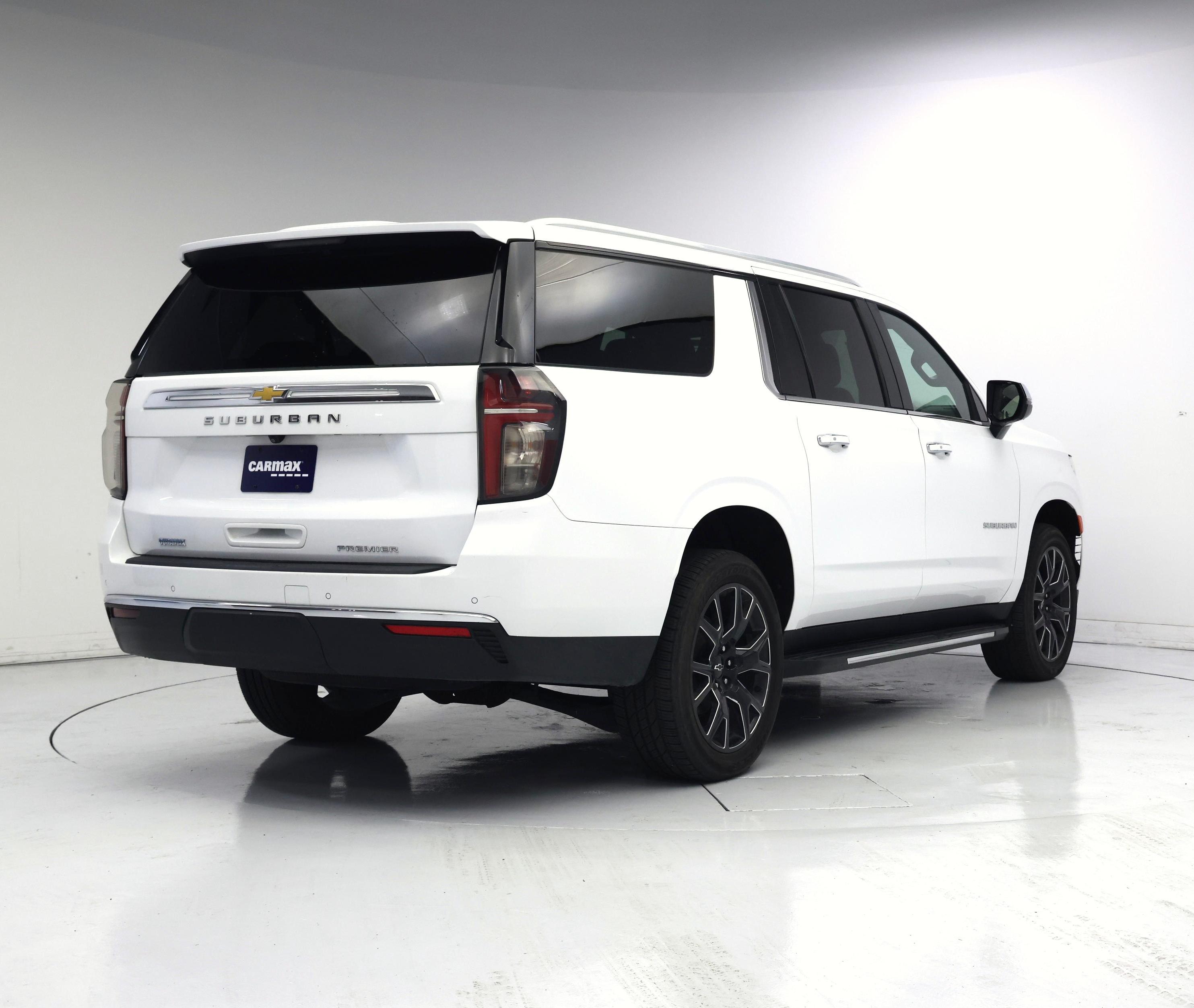 Thumbnail: 2023 Chevrolet Suburban - 8