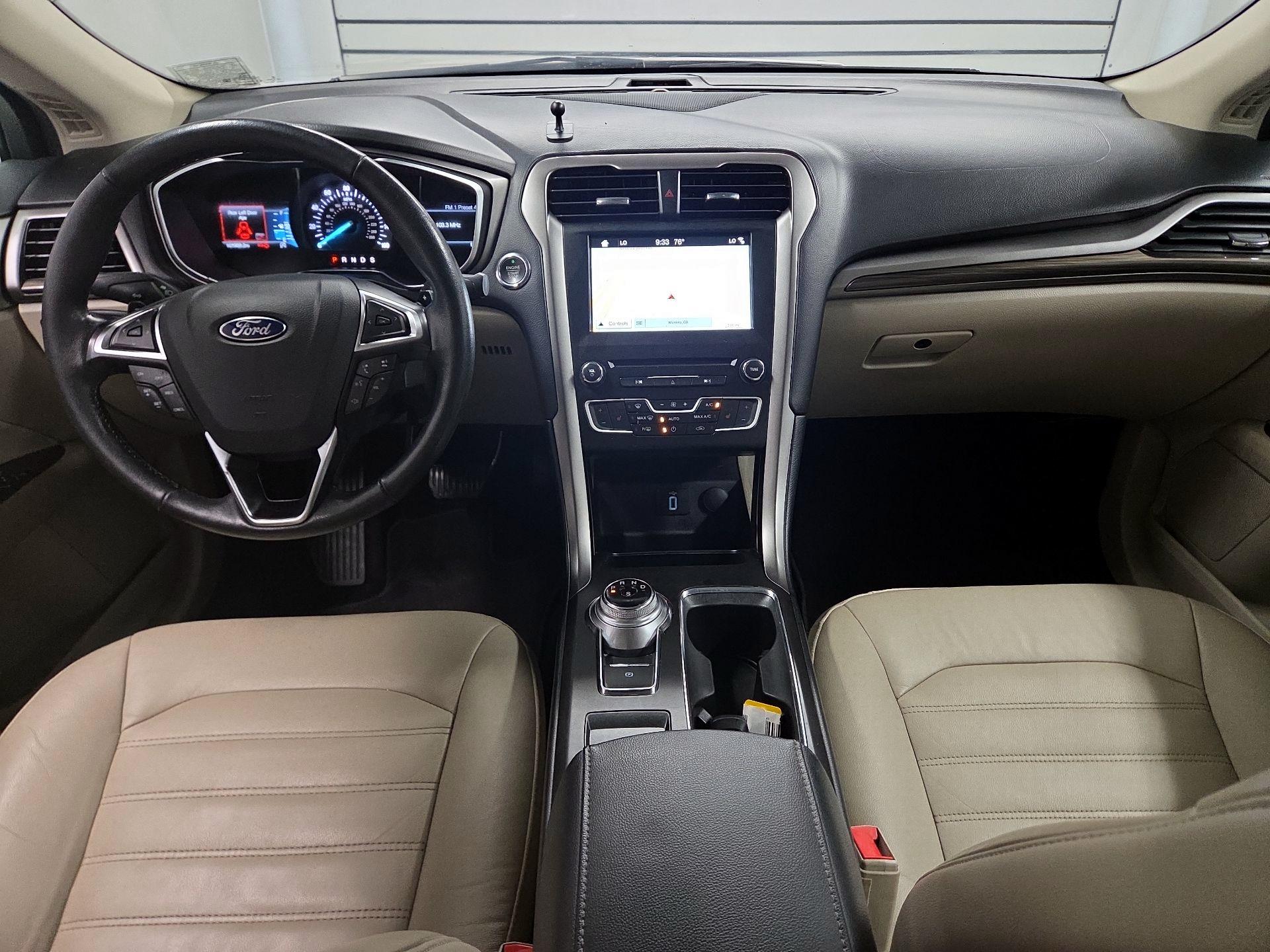 Thumbnail: 2017 Ford Fusion - 9