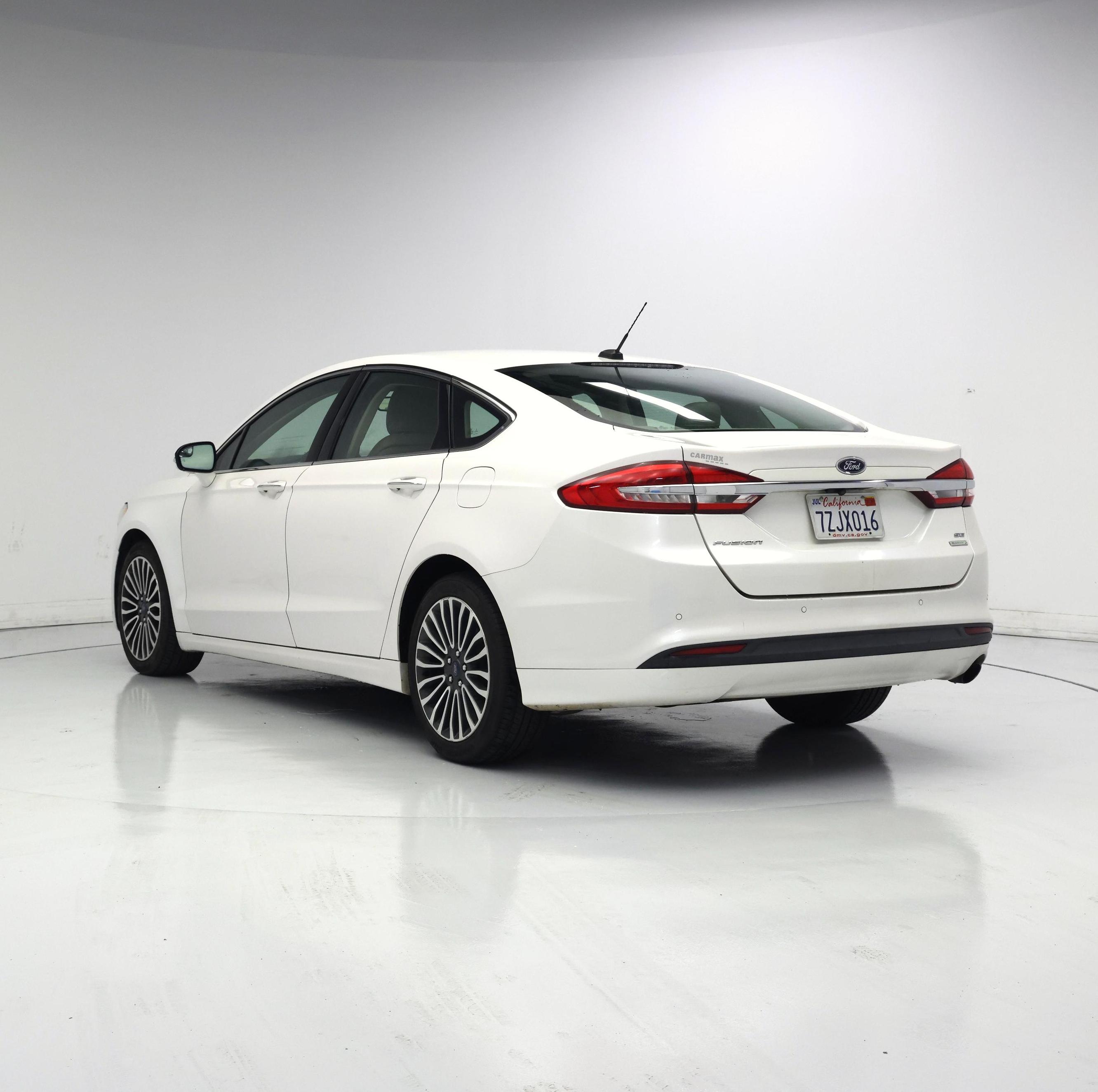 Thumbnail: 2017 Ford Fusion - 2