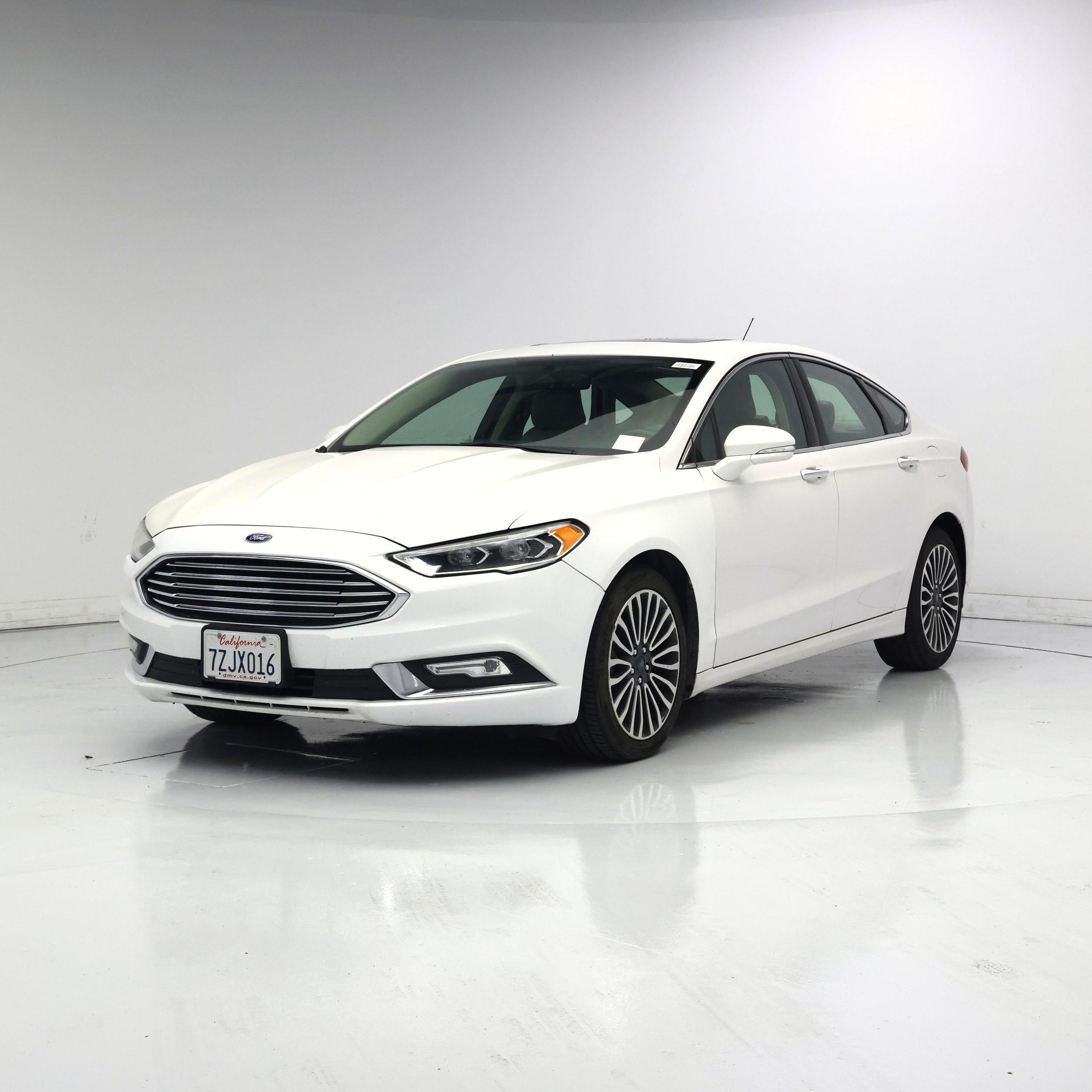 Thumbnail: 2017 Ford Fusion - 4