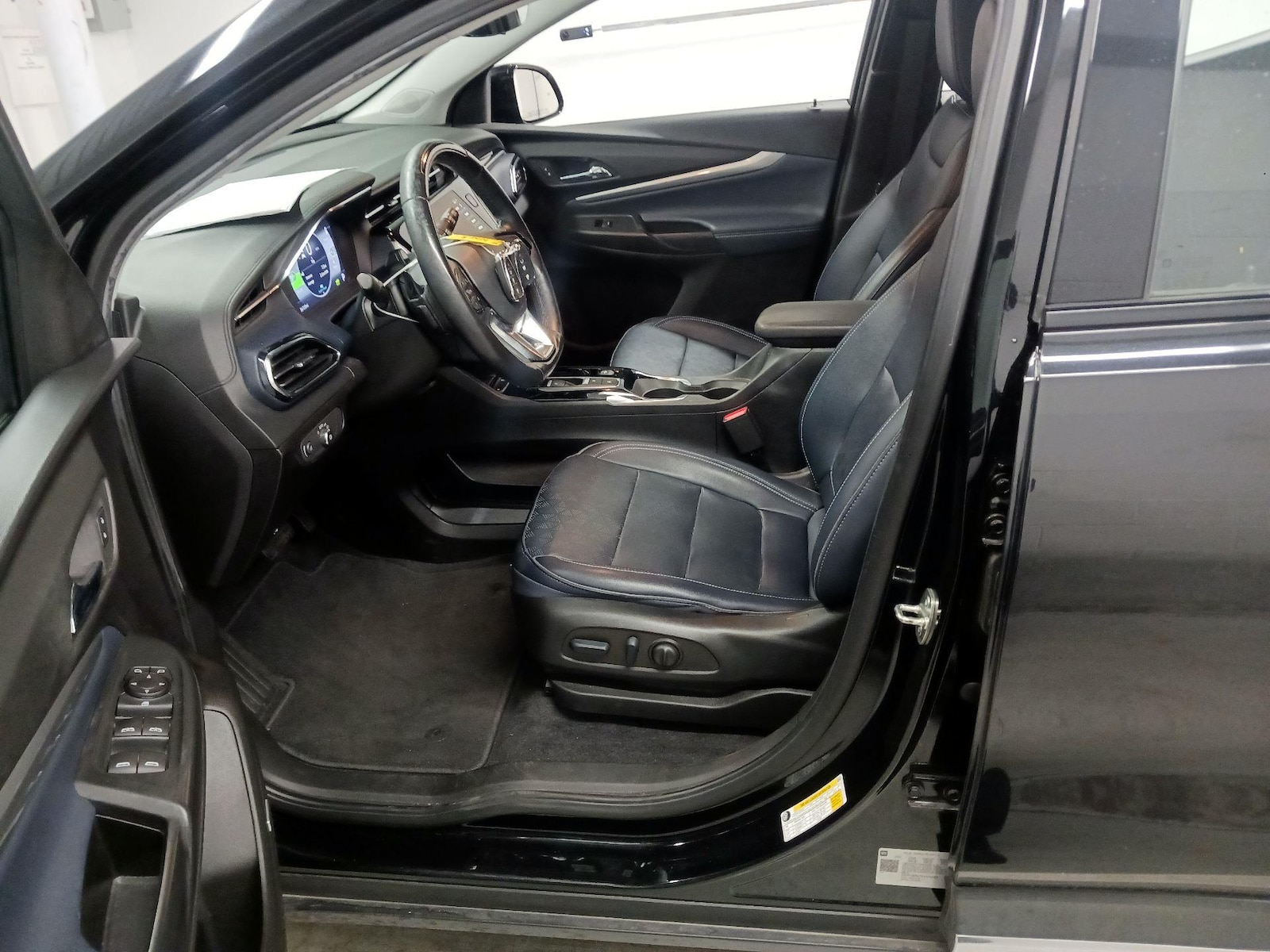 2023 Chevrolet Bolt EUV Premier - Photo 10