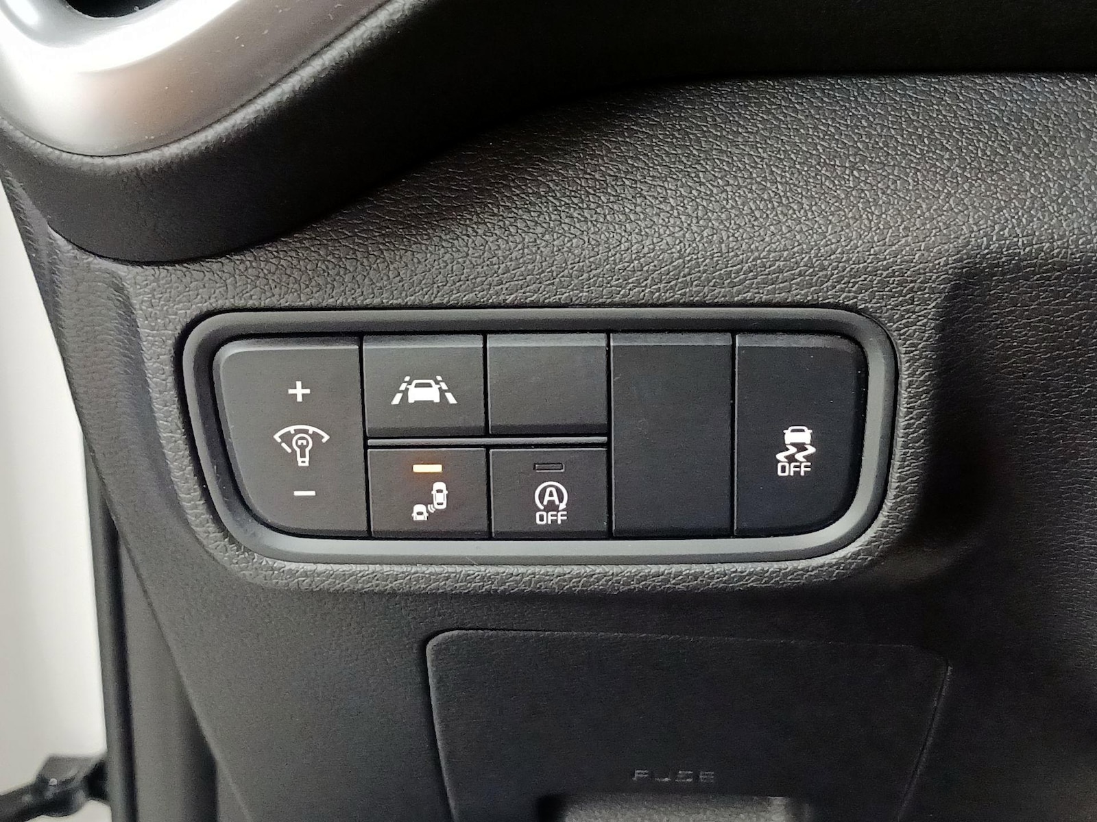 2022 Kia Soul LX - Photo 12