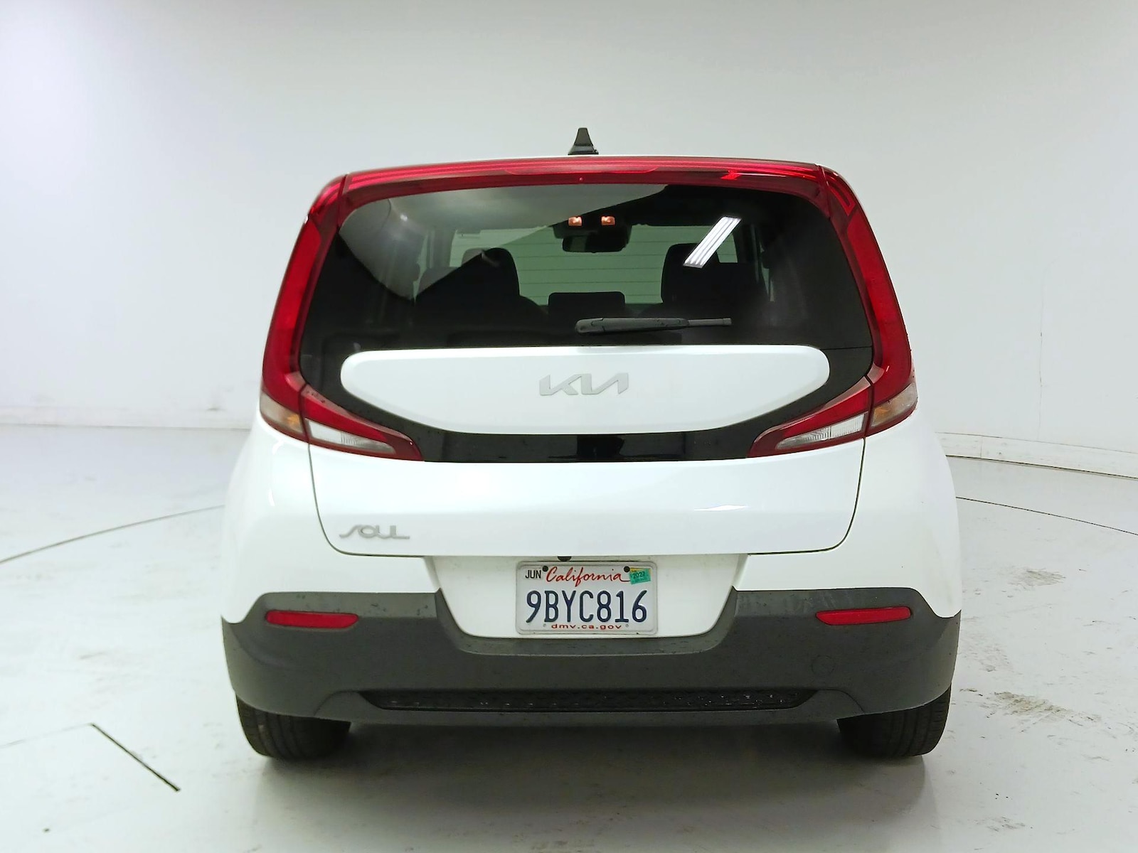 2022 Kia Soul LX - Photo 6