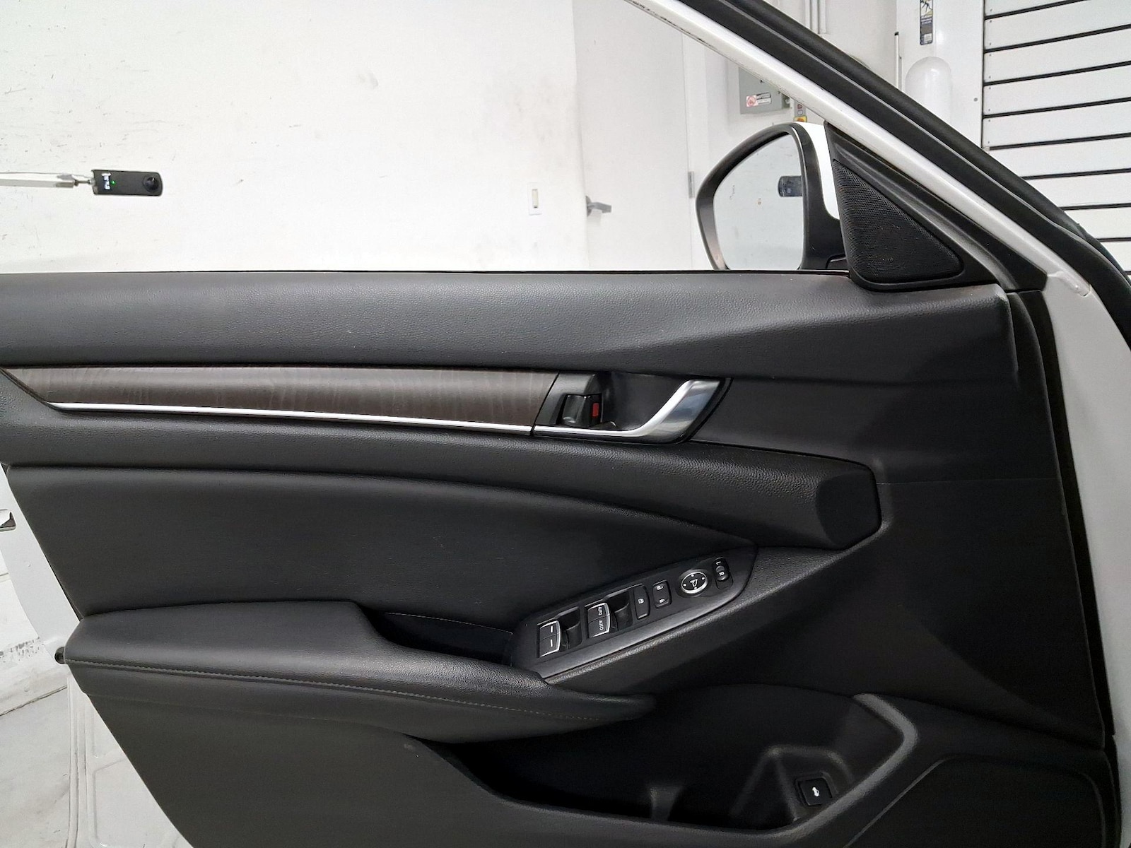2019 Honda Accord Hybrid EX - Photo 13