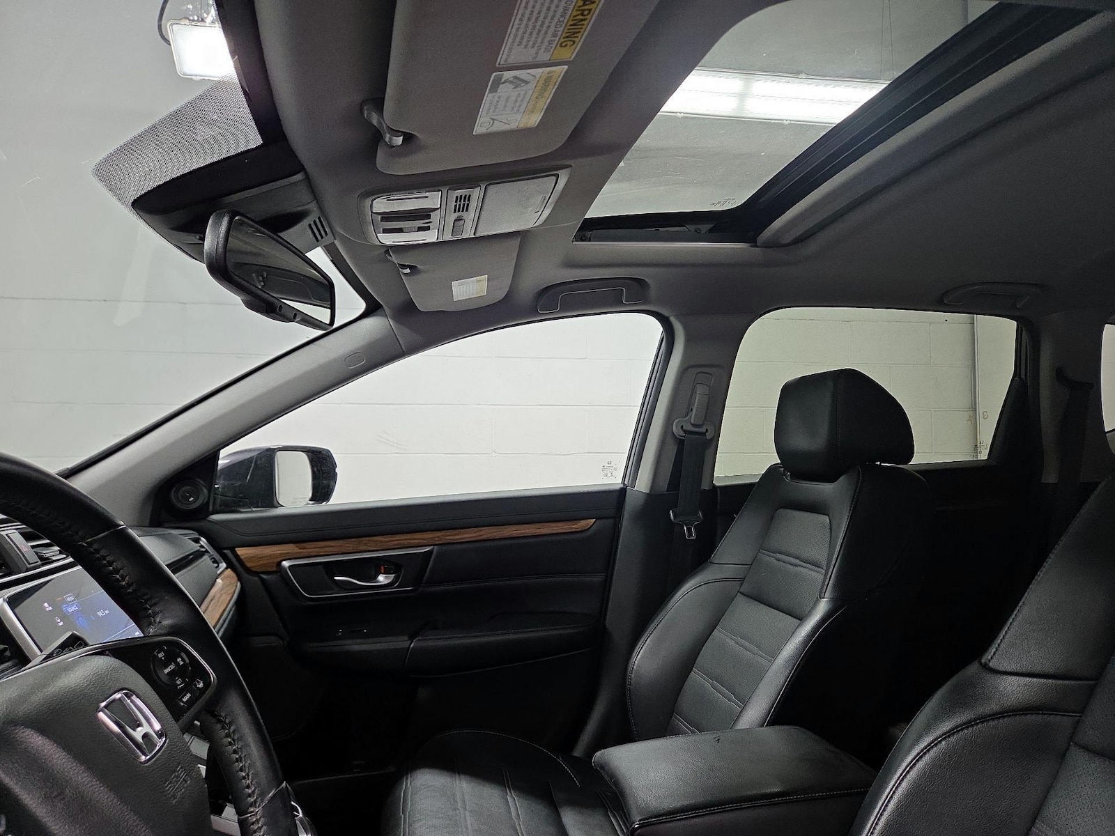 Sunroof(s) & Overhead Airbags