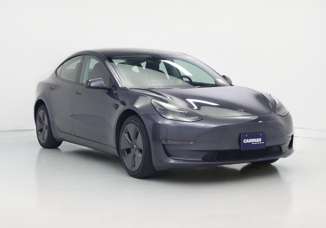 2023 Tesla Model 3 Rear-Wheel Drive in Gray — CarMax photo
