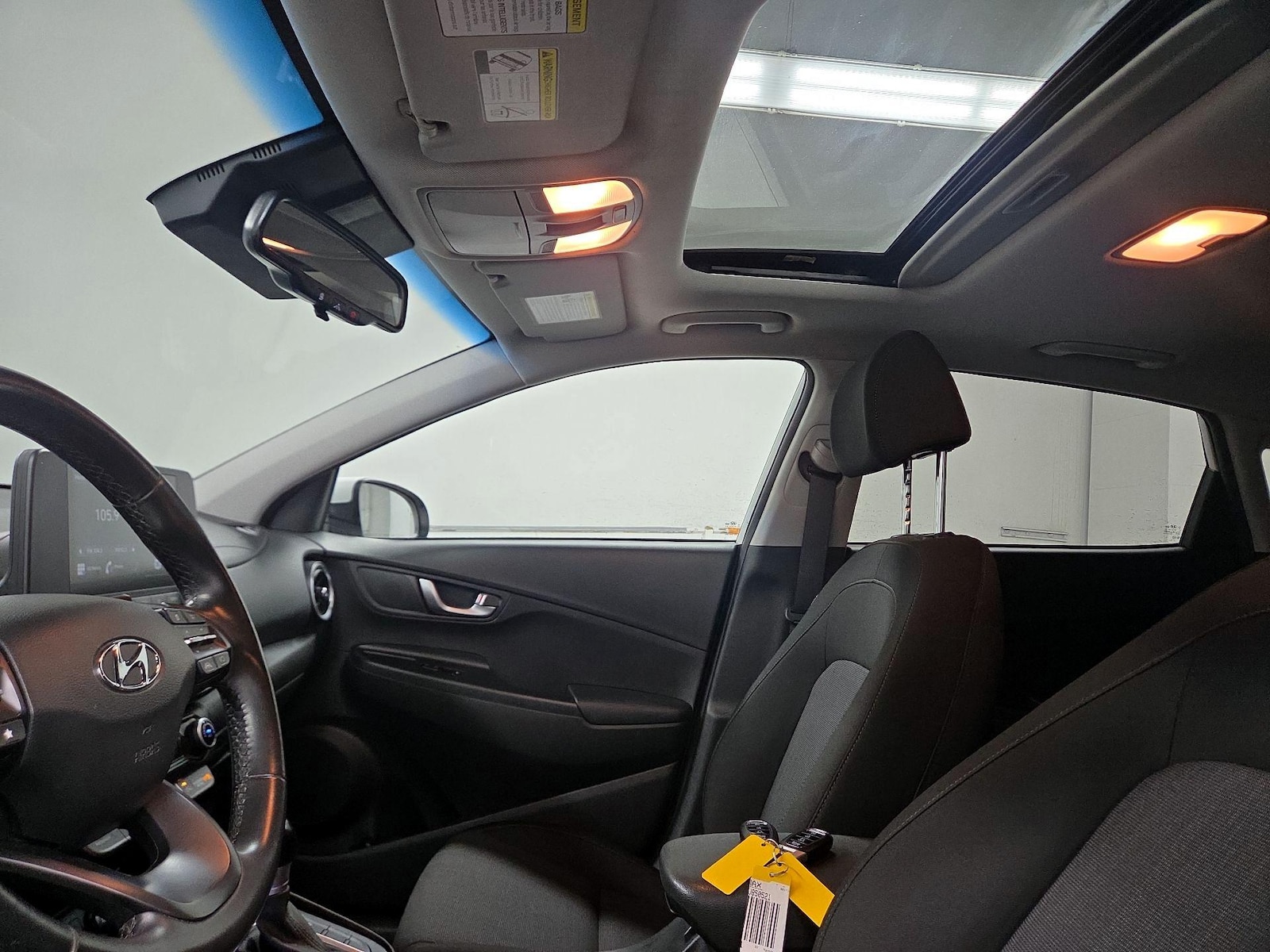 Sunroof(s) & Overhead Airbags