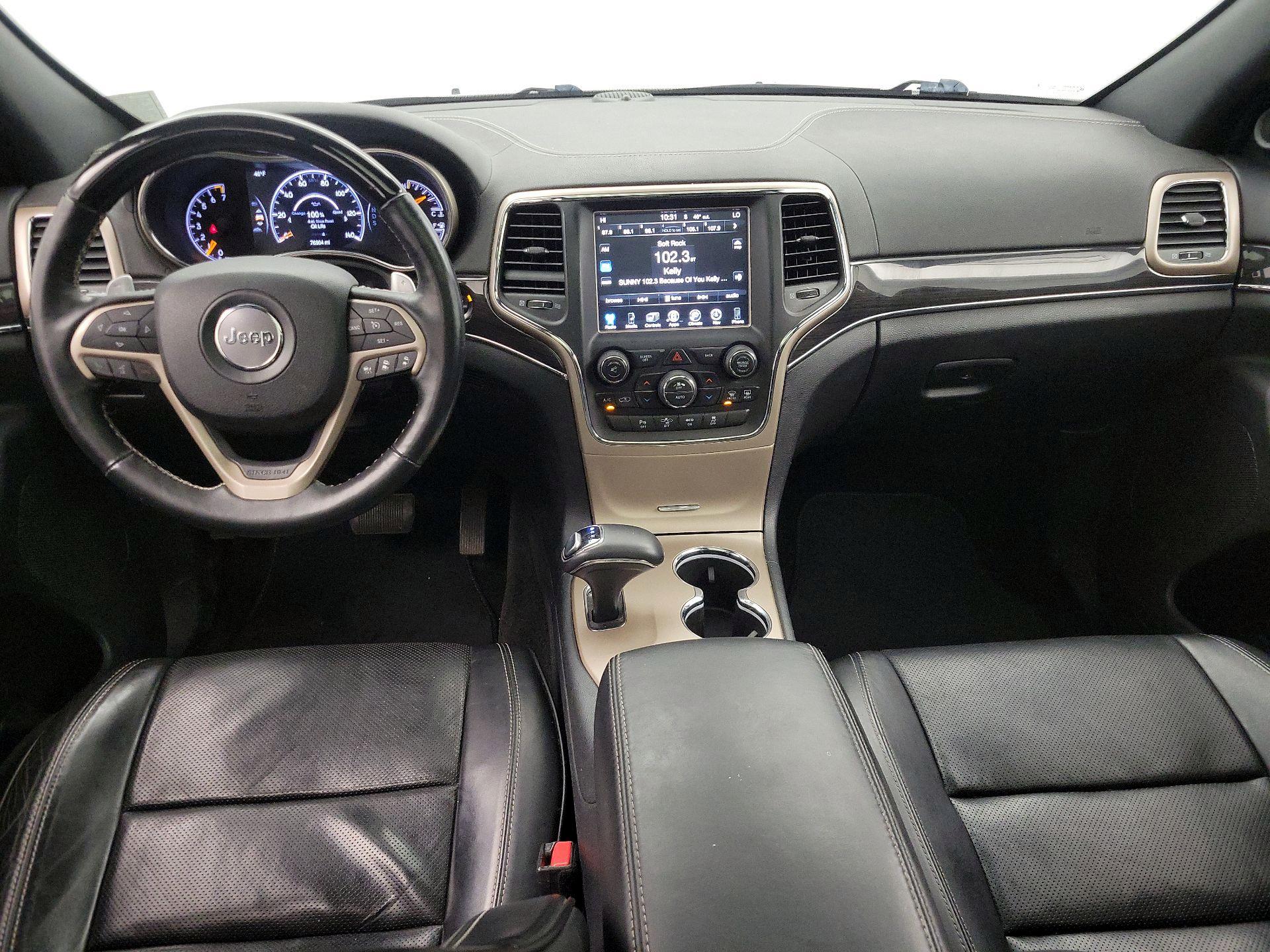 Thumbnail: 2015 Jeep Grand Cherokee - 9