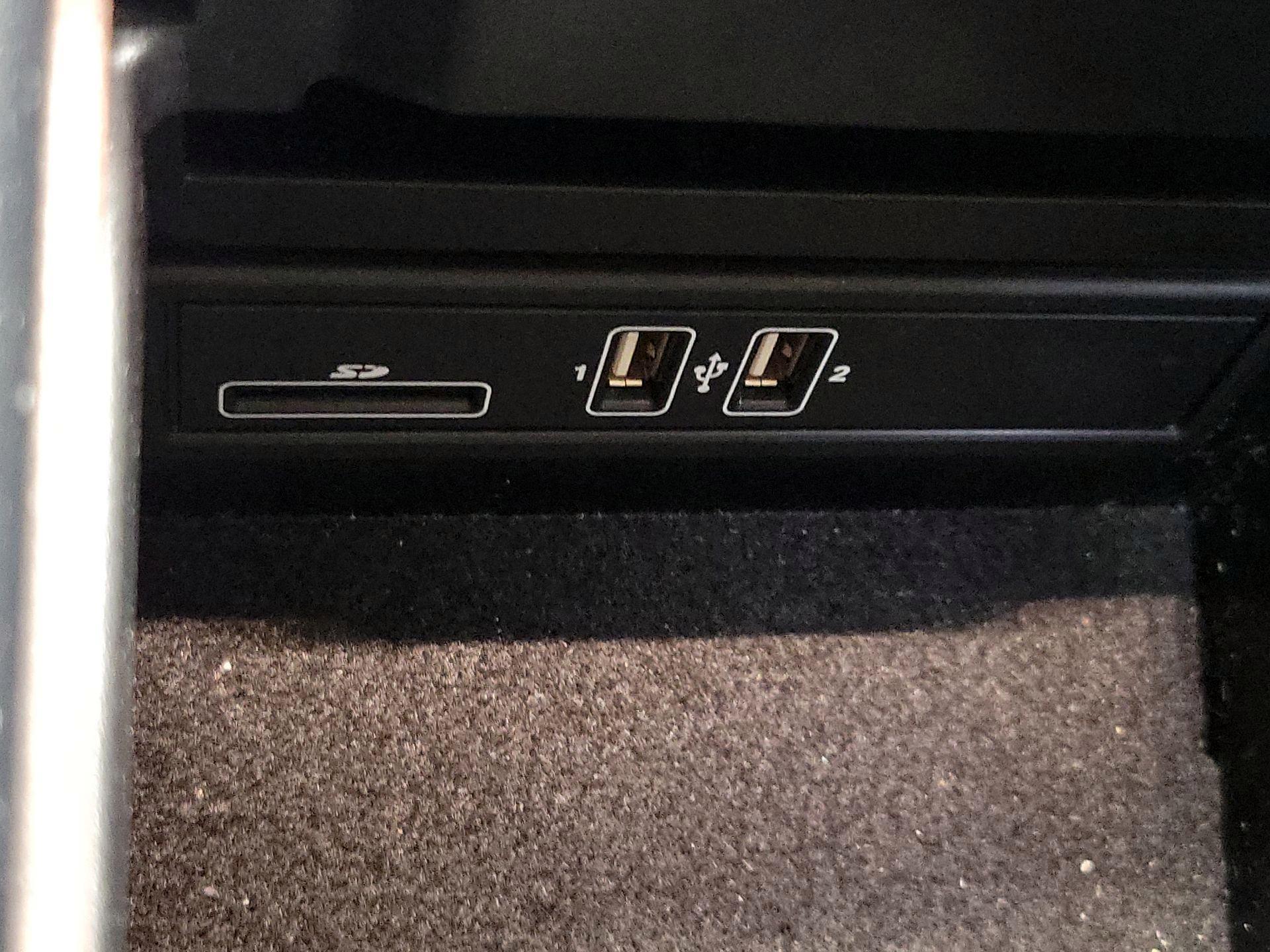 Thumbnail: 2019 Mercedes-Benz CLS - 19