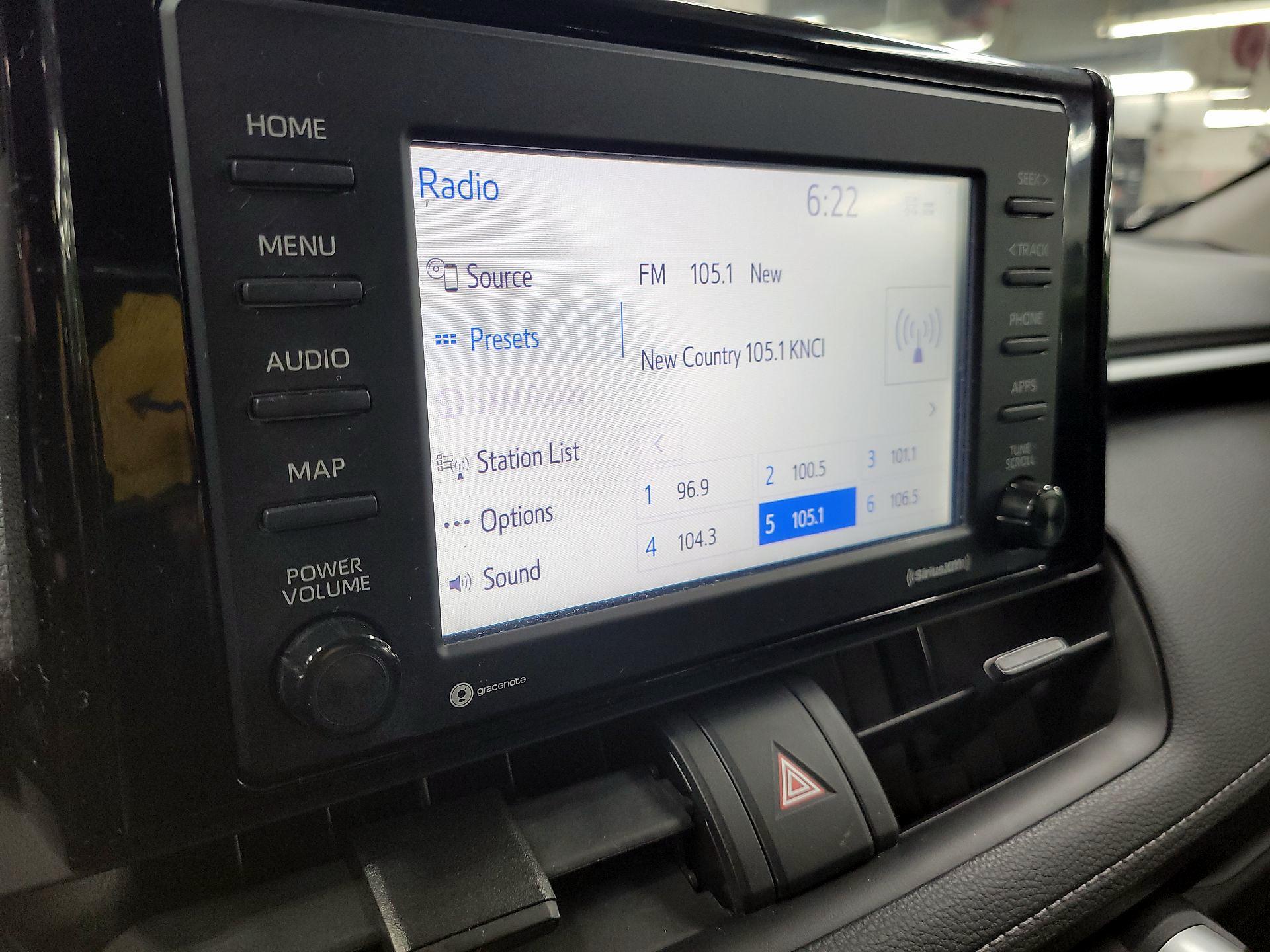 Thumbnail: 2020 Toyota RAV4 - 15