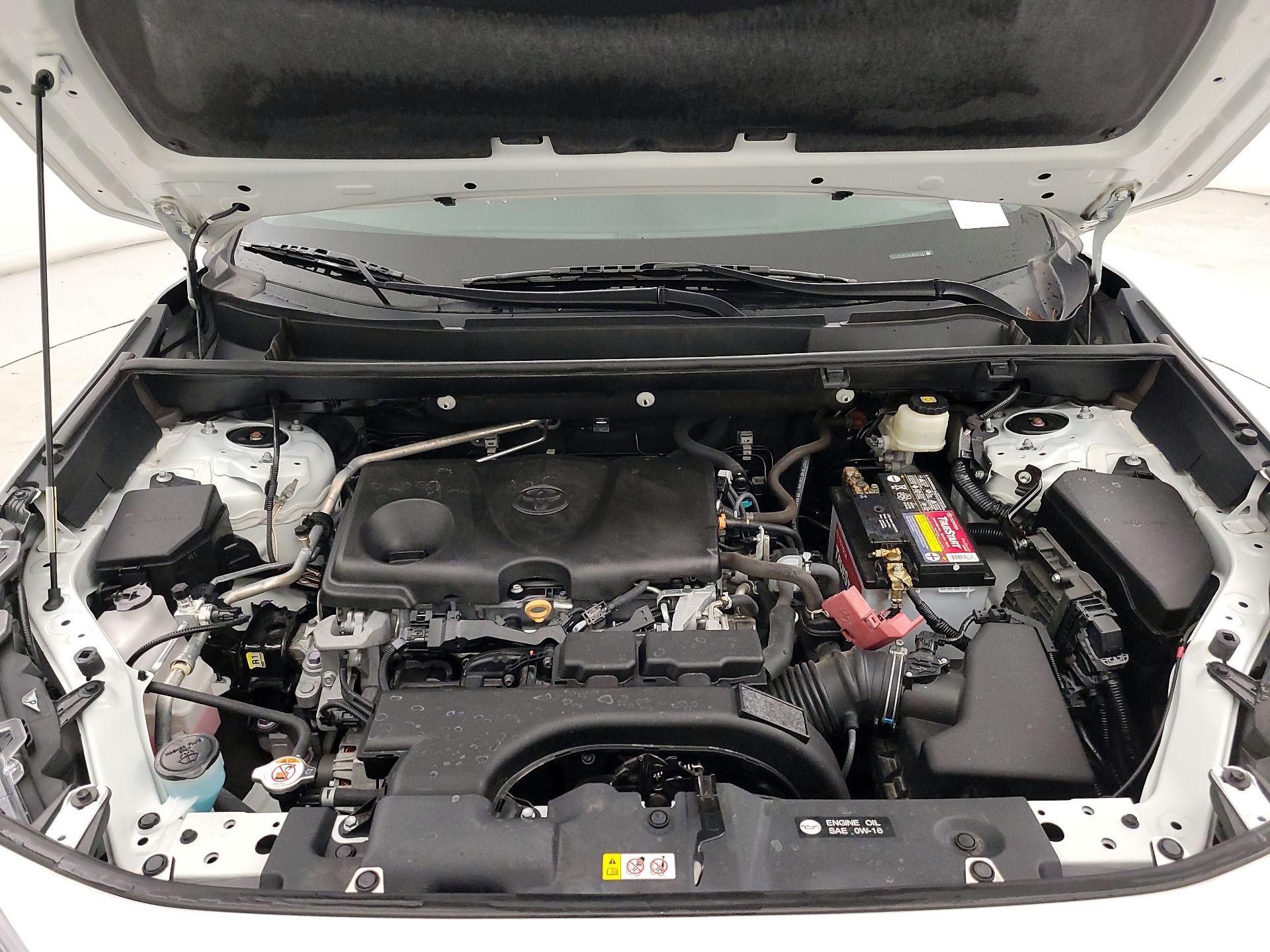 Thumbnail: 2020 Toyota RAV4 - 20