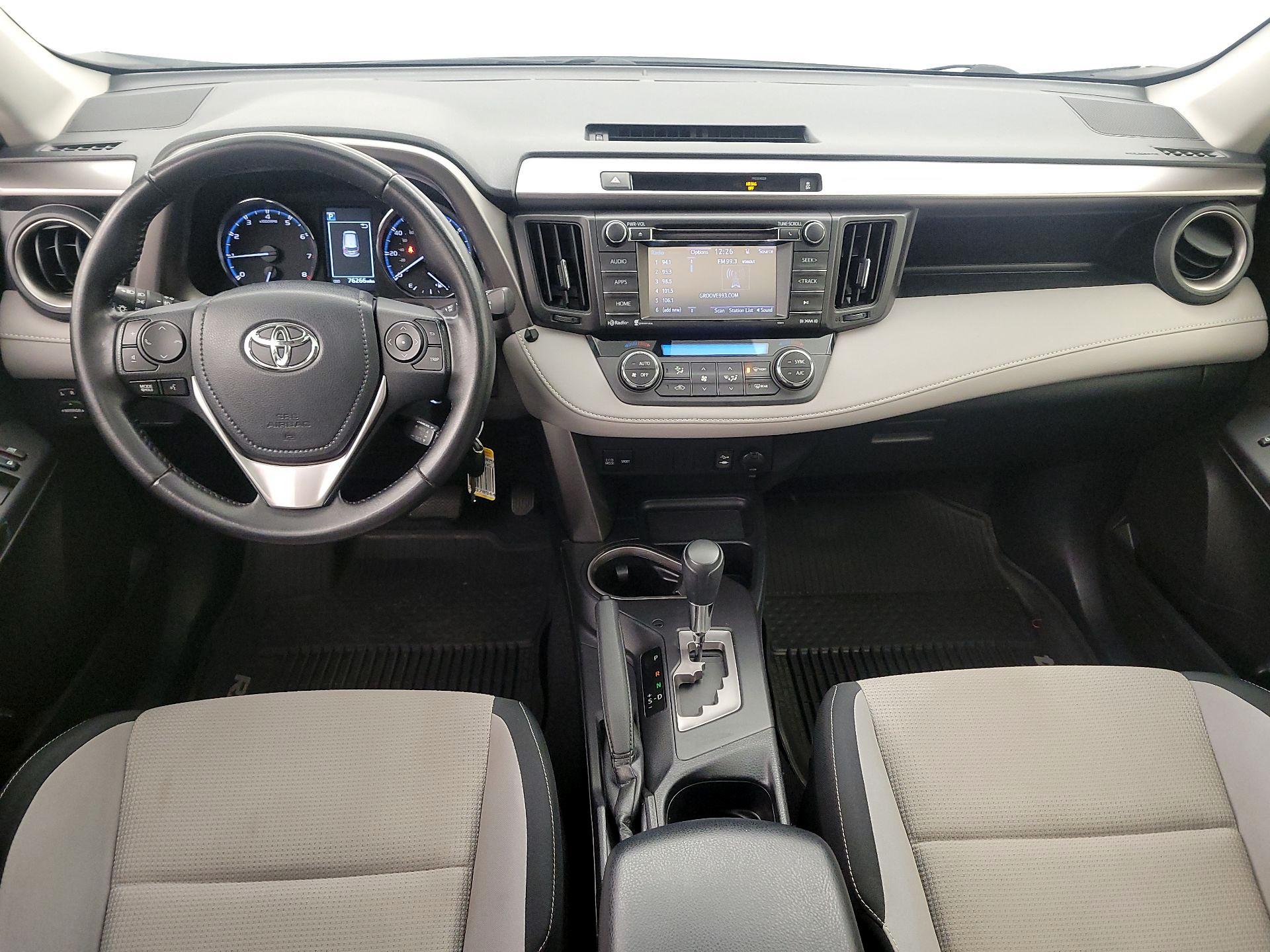 Thumbnail: 2016 Toyota RAV4 - 9
