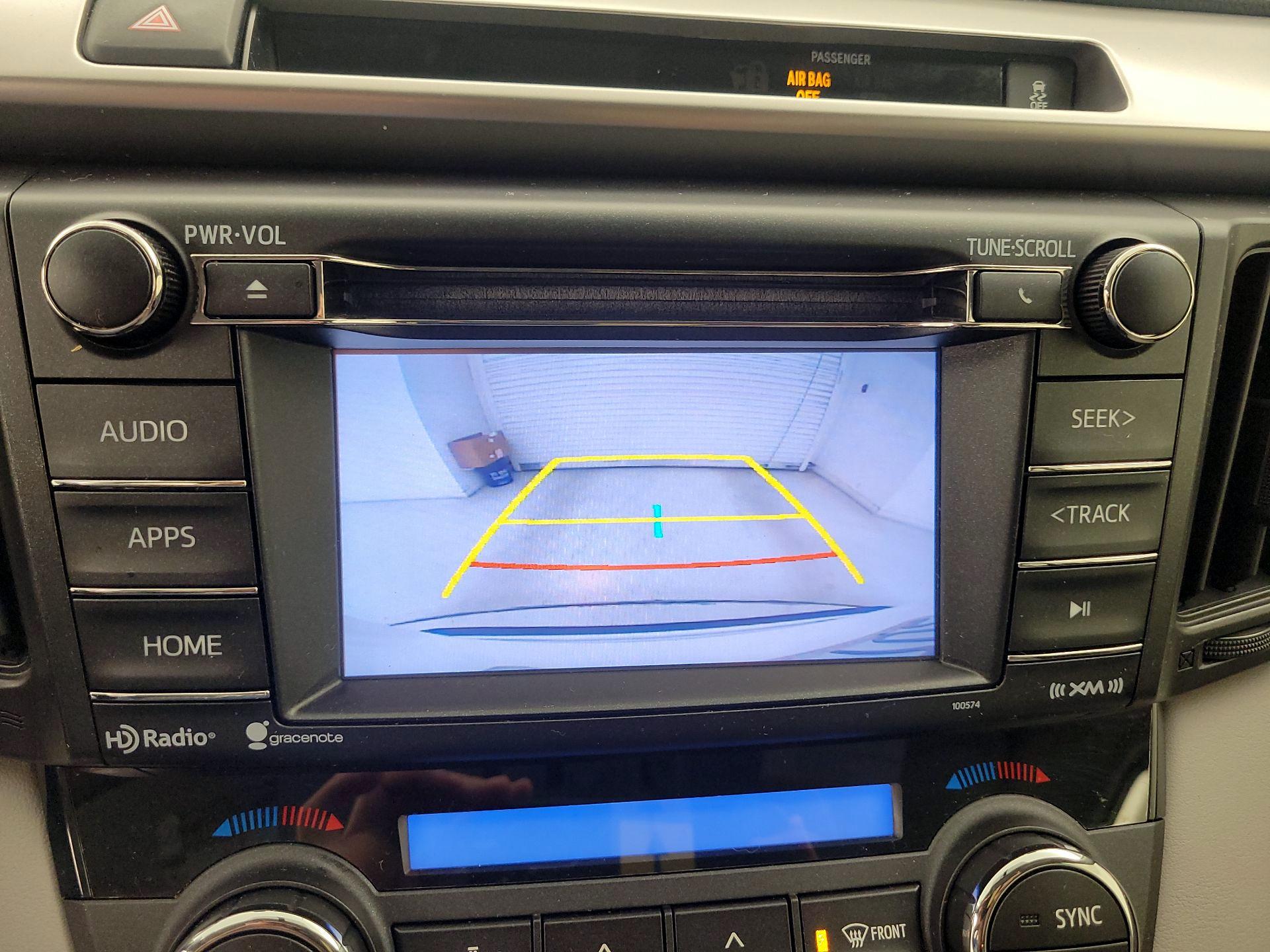 Thumbnail: 2016 Toyota RAV4 - 14