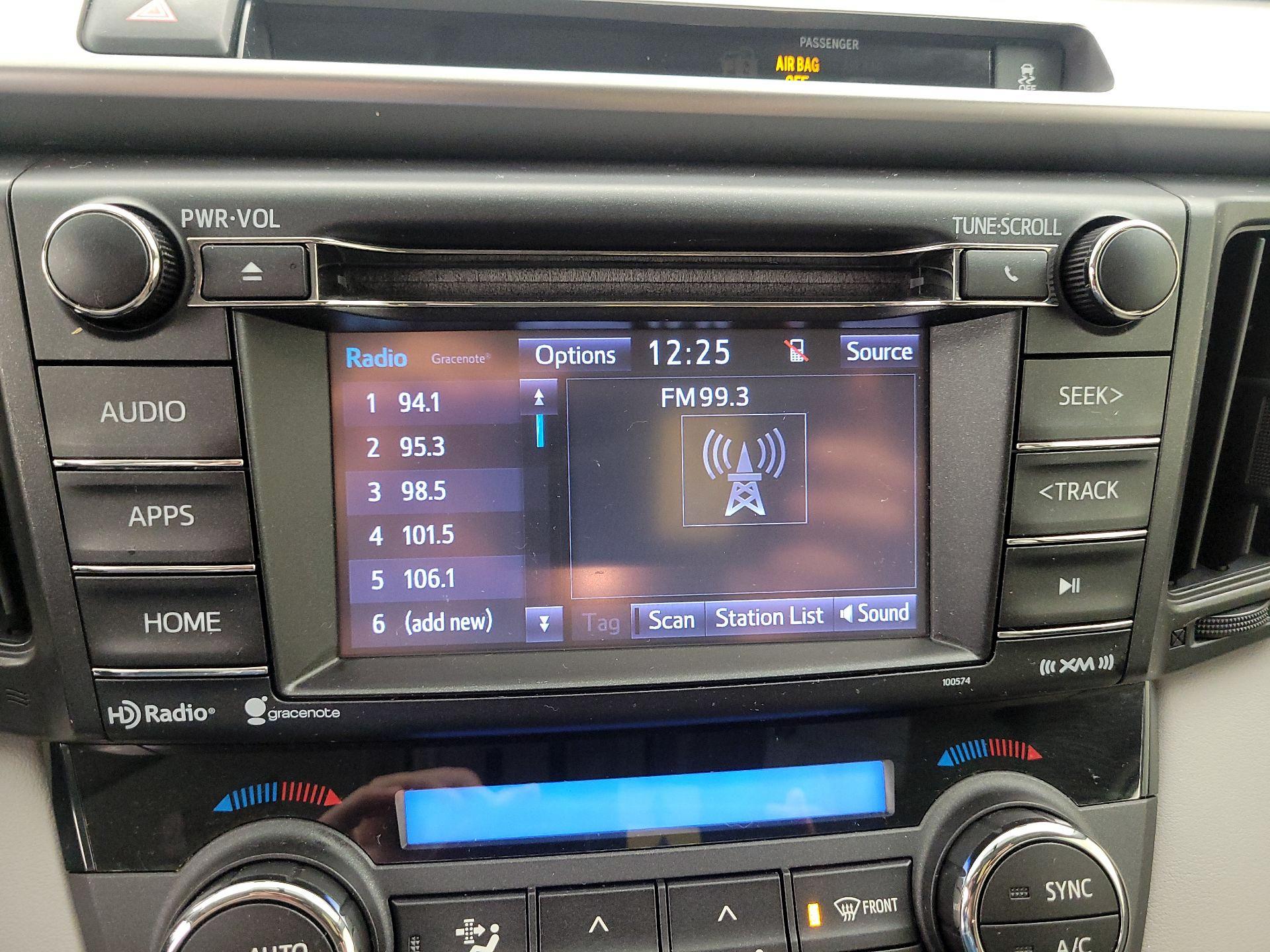 Thumbnail: 2016 Toyota RAV4 - 15