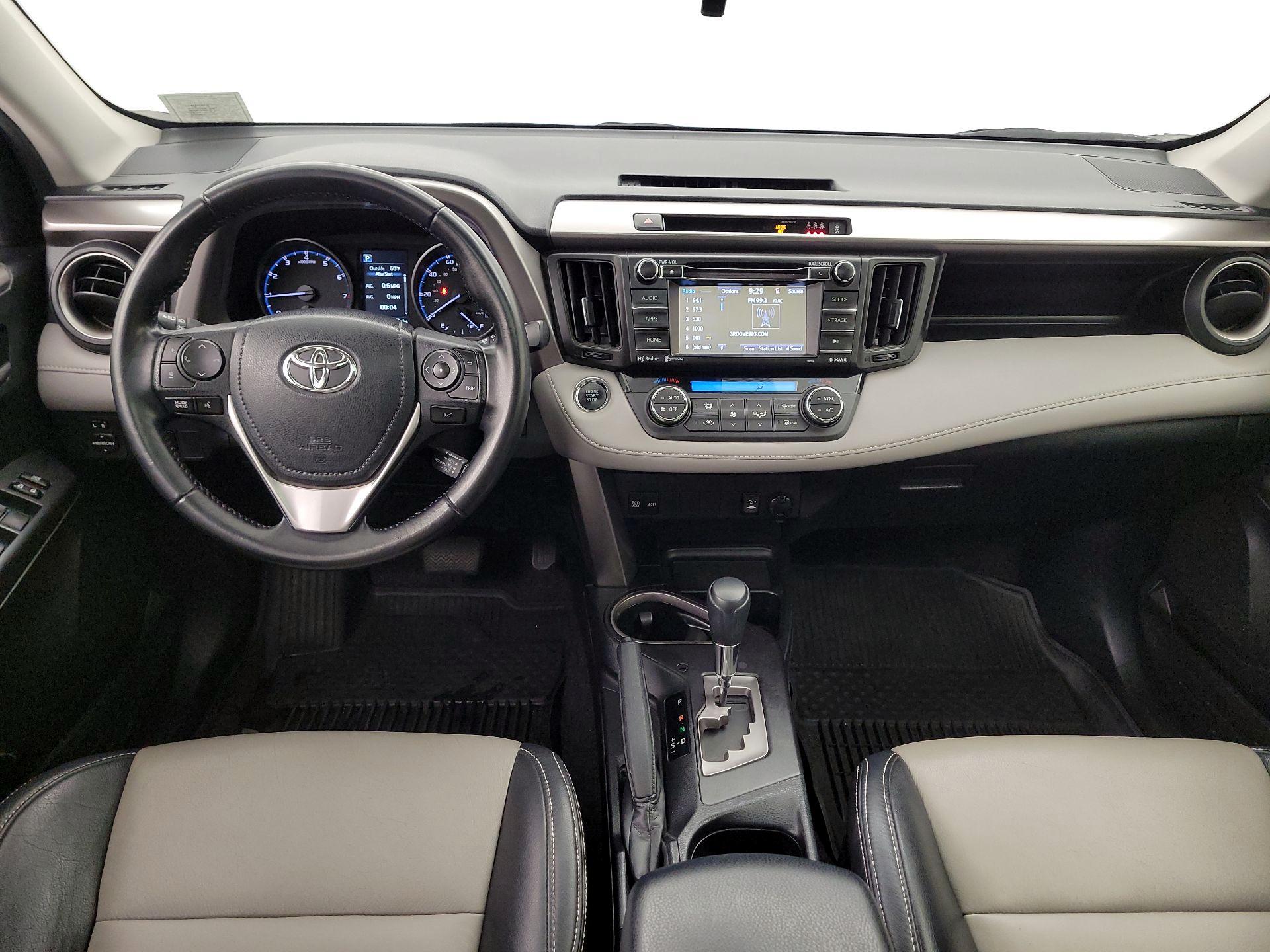 Thumbnail: 2018 Toyota RAV4 - 9