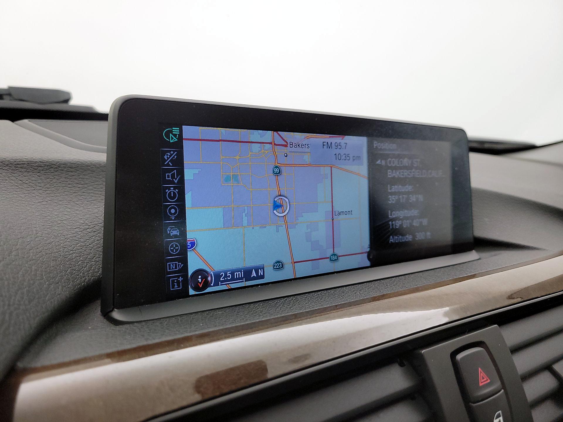 Thumbnail: 2015 BMW 3 Series - 14