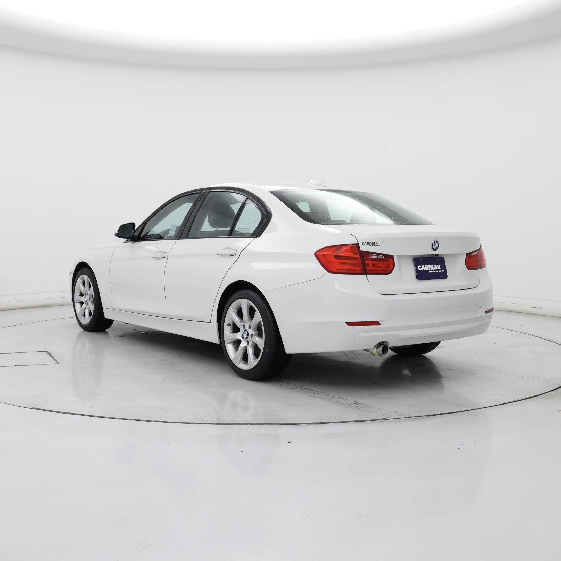 Thumbnail: 2015 BMW 3 Series - 2