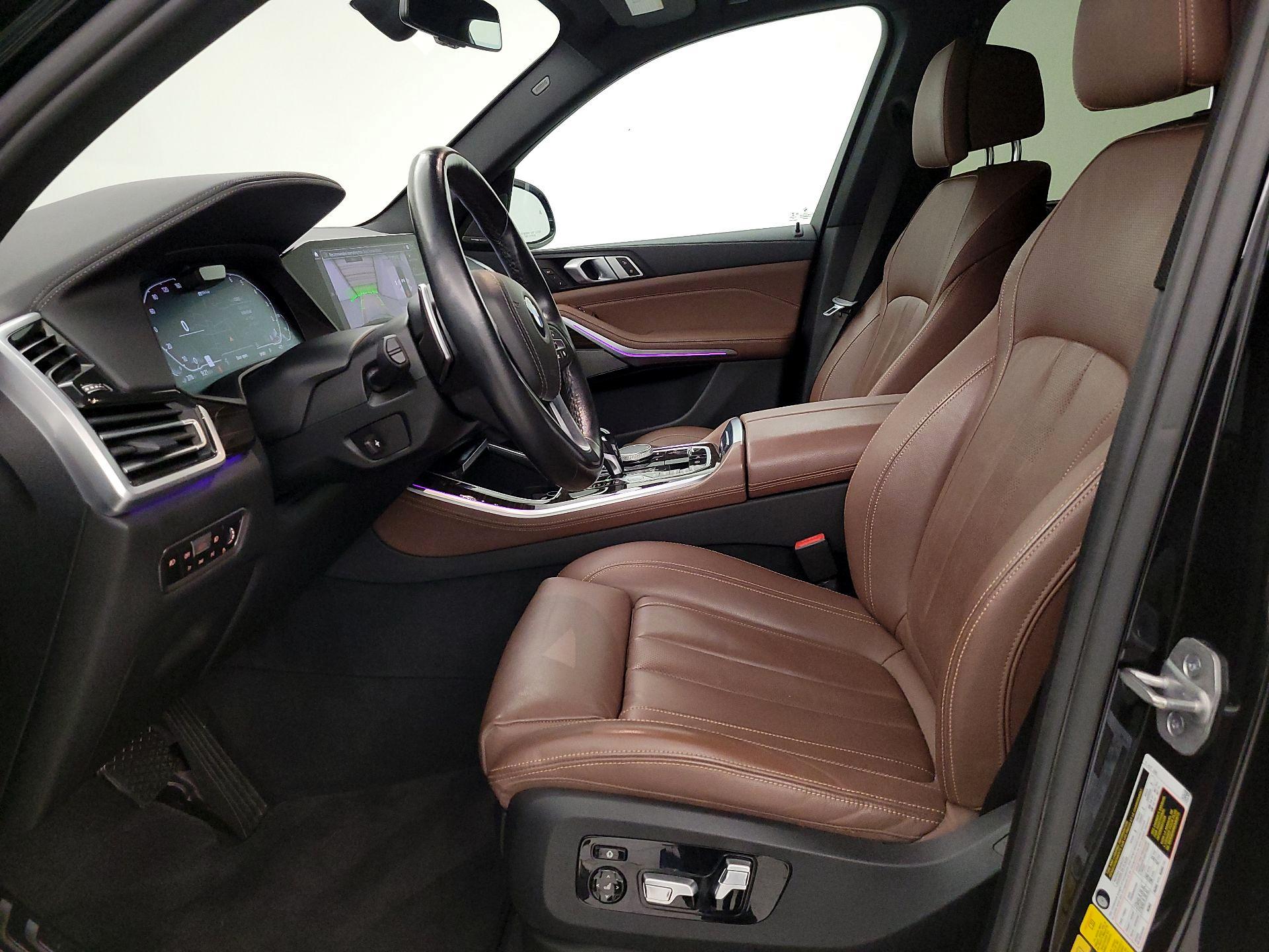 Thumbnail: 2021 BMW X5 - 11