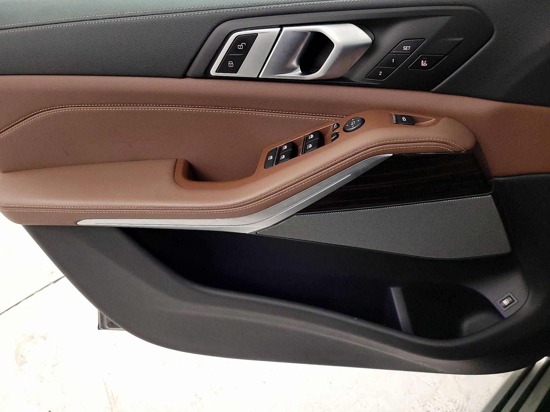 Thumbnail: 2021 BMW X5 - 12