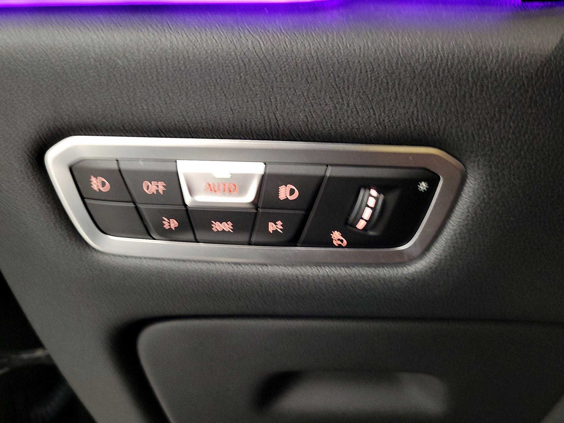 Thumbnail: 2021 BMW X5 - 13