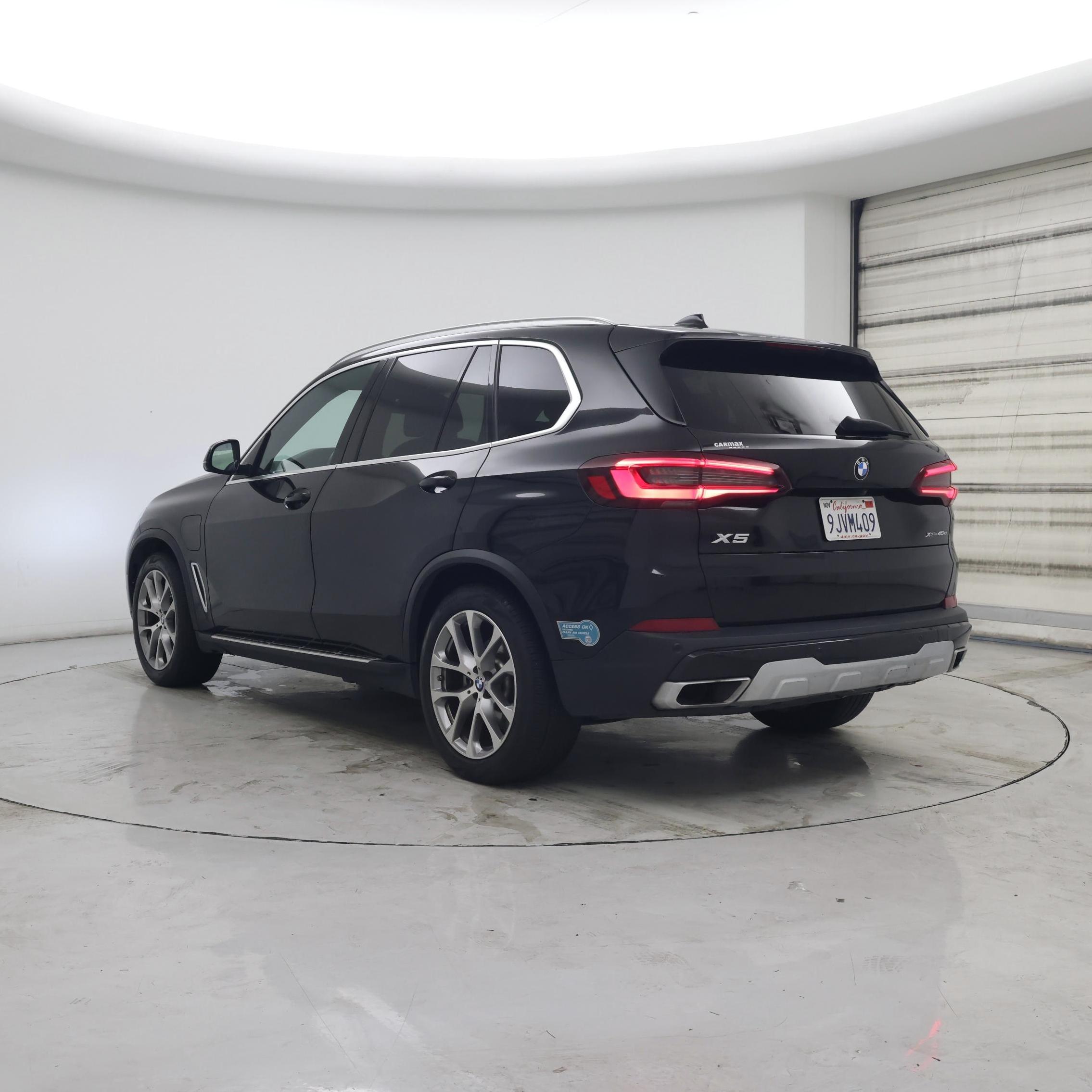 Thumbnail: 2021 BMW X5 - 2