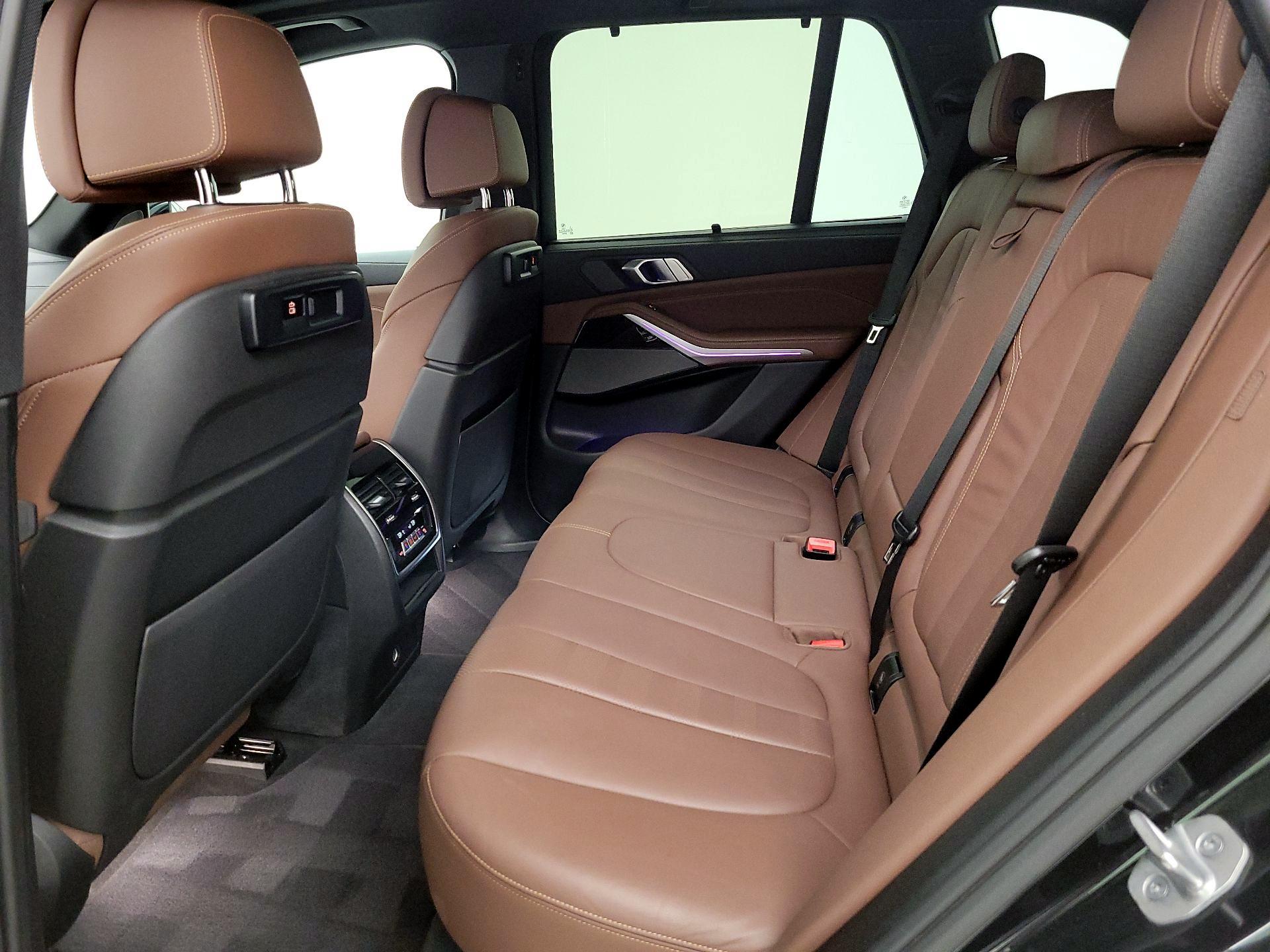 Thumbnail: 2021 BMW X5 - 19