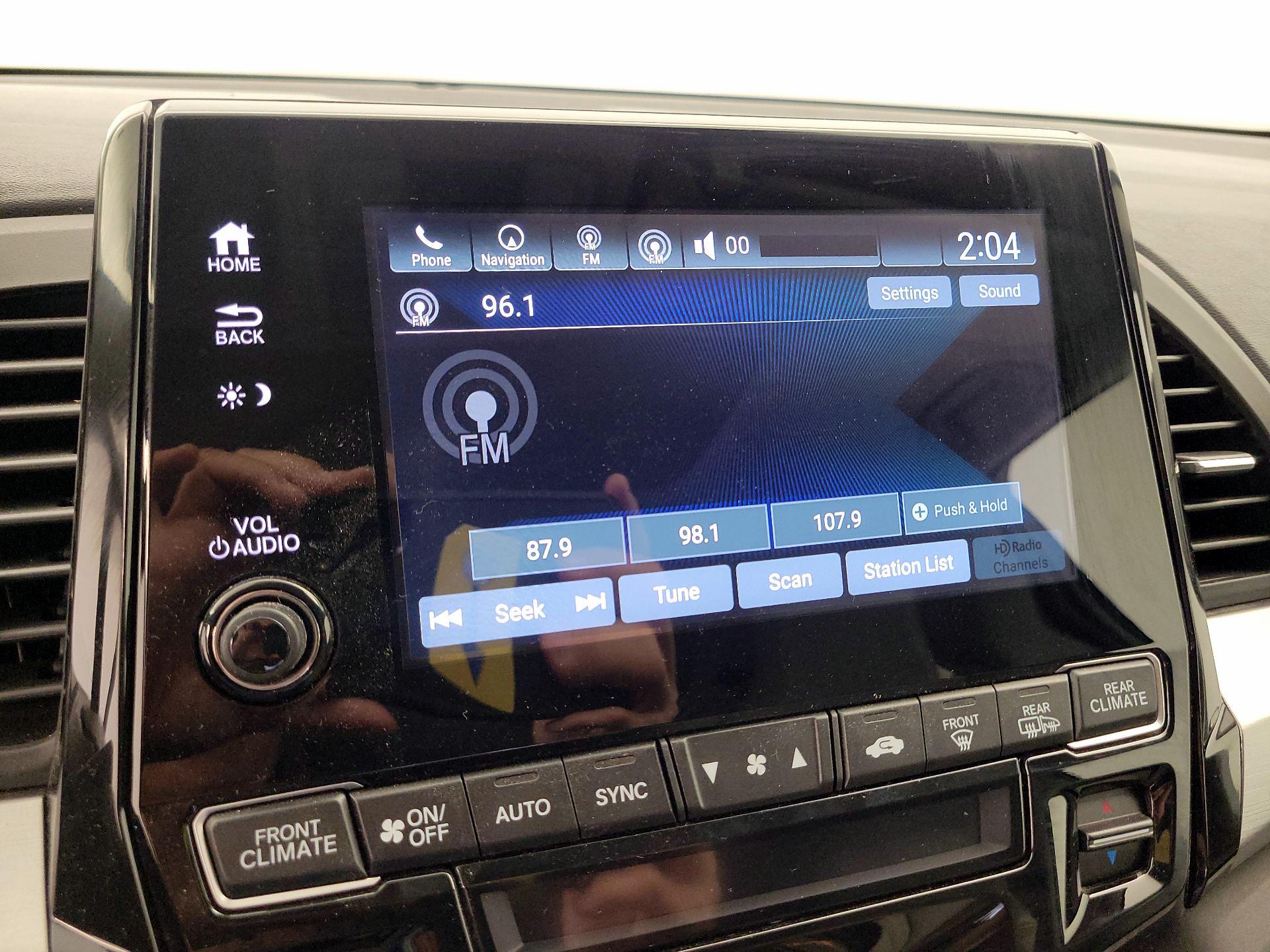 Thumbnail: 2019 Honda Odyssey - 16