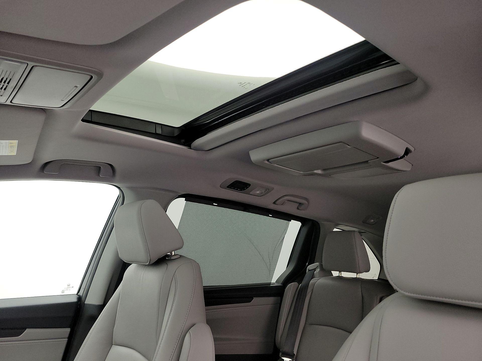 Thumbnail: 2019 Honda Odyssey - 20