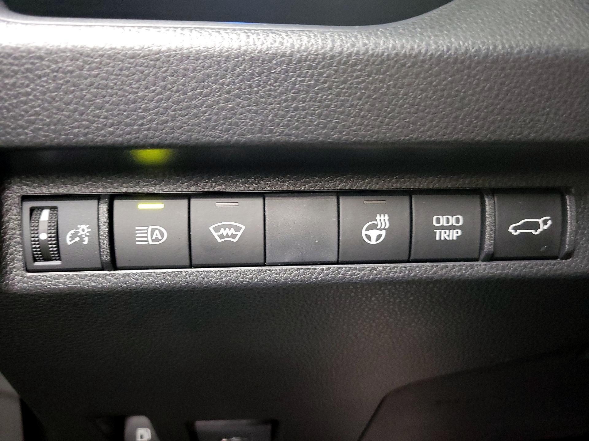 Thumbnail: 2023 Toyota RAV4 - 13