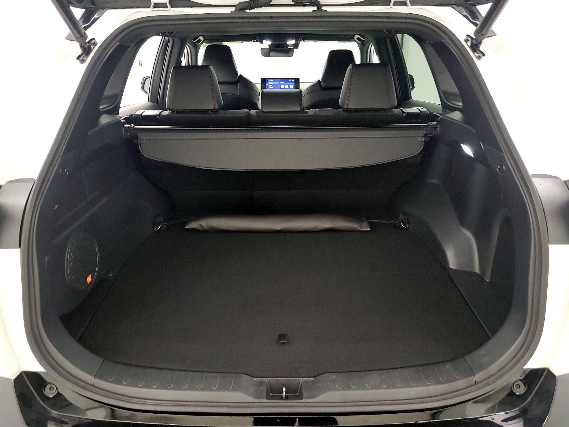 Thumbnail: 2023 Toyota RAV4 - 19