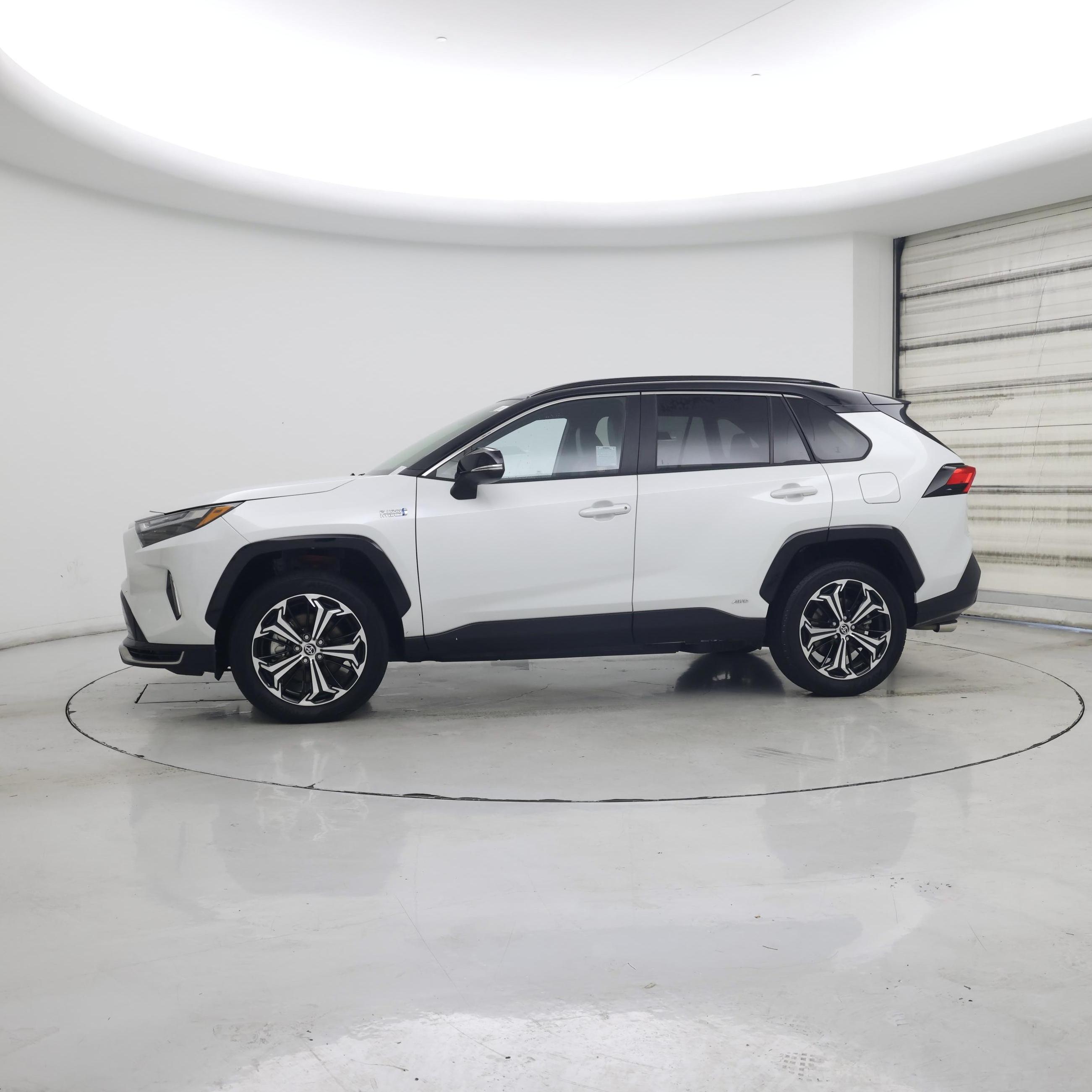 Thumbnail: 2023 Toyota RAV4 - 3