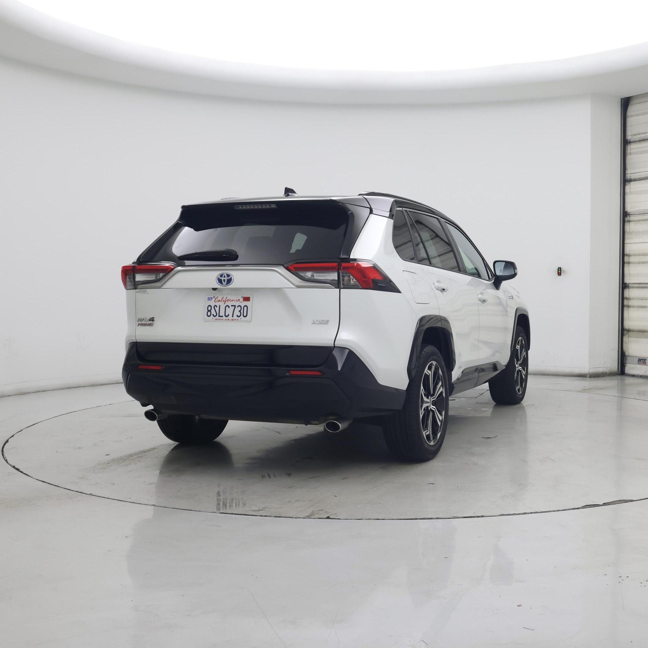Thumbnail: 2023 Toyota RAV4 - 8
