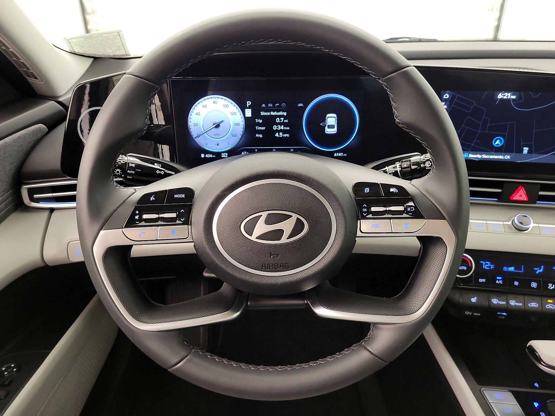 Thumbnail: 2024 Hyundai Elantra - 10