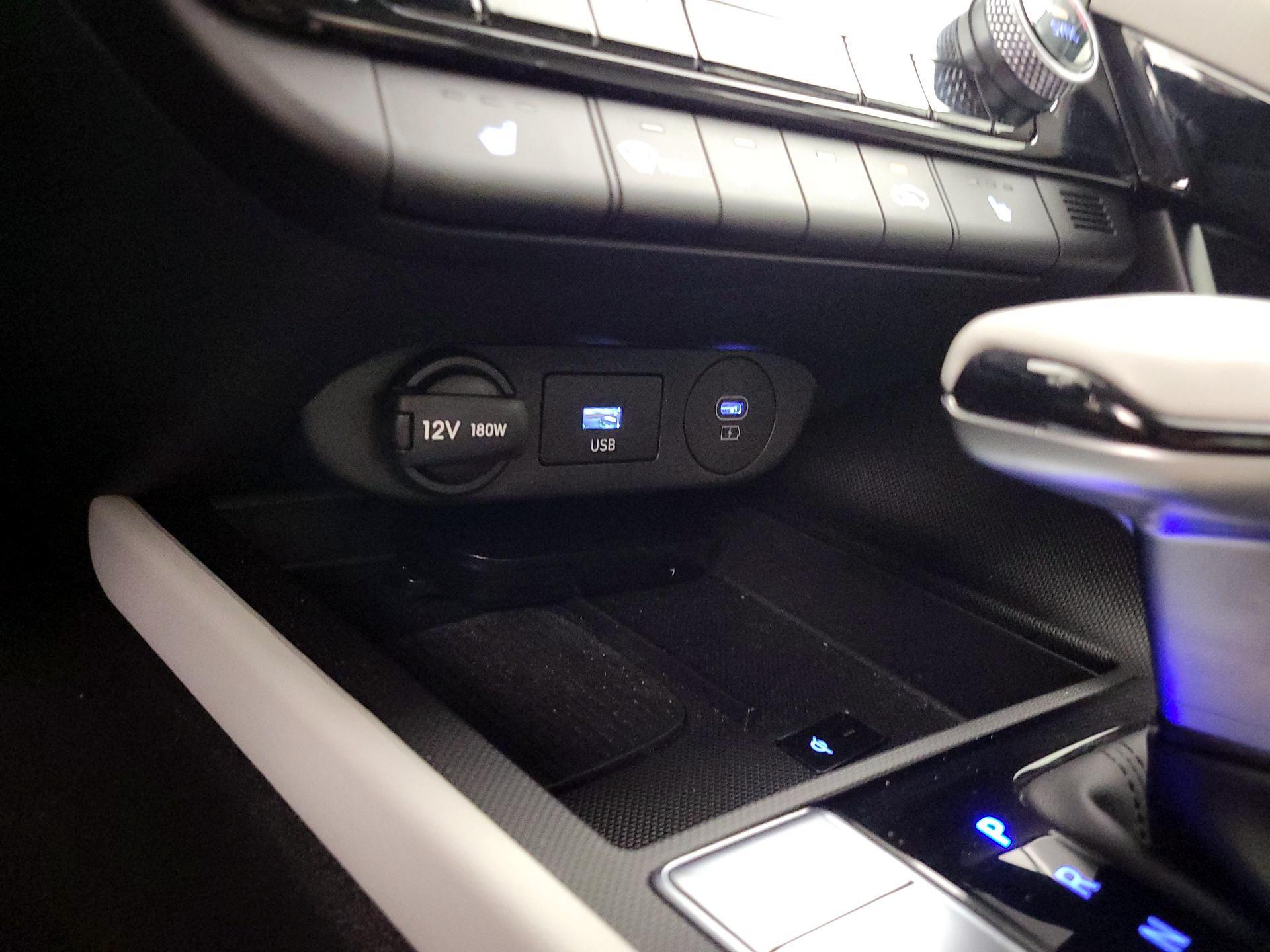 Thumbnail: 2024 Hyundai Elantra - 19