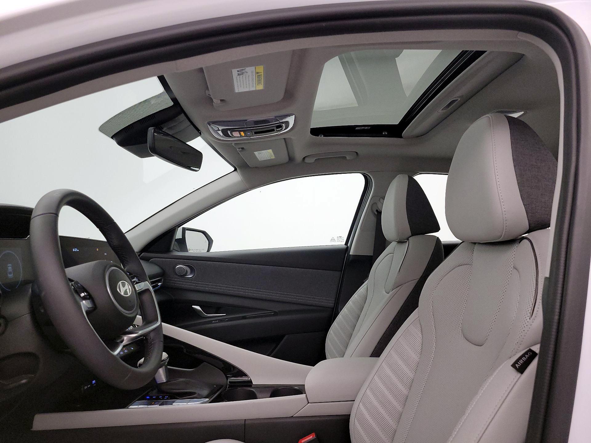 Thumbnail: 2024 Hyundai Elantra - 20