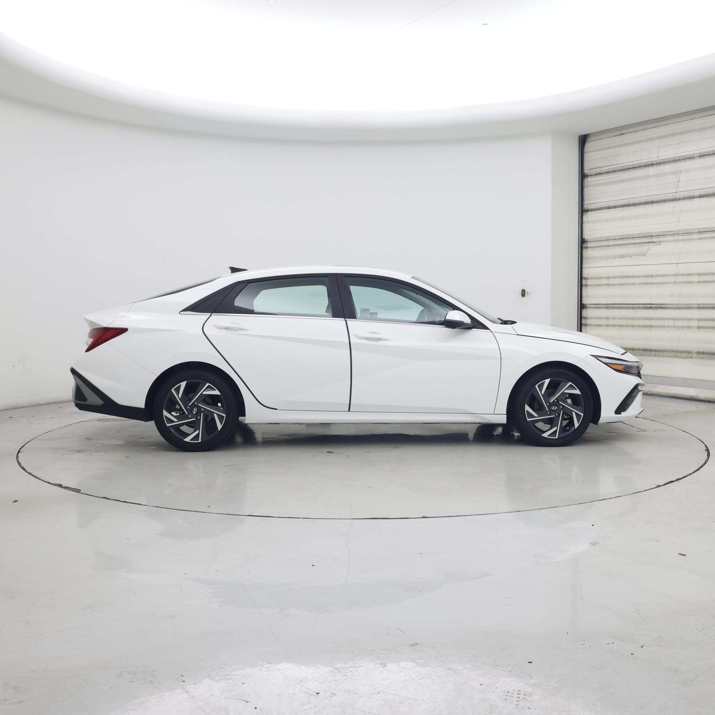 Thumbnail: 2024 Hyundai Elantra - 7