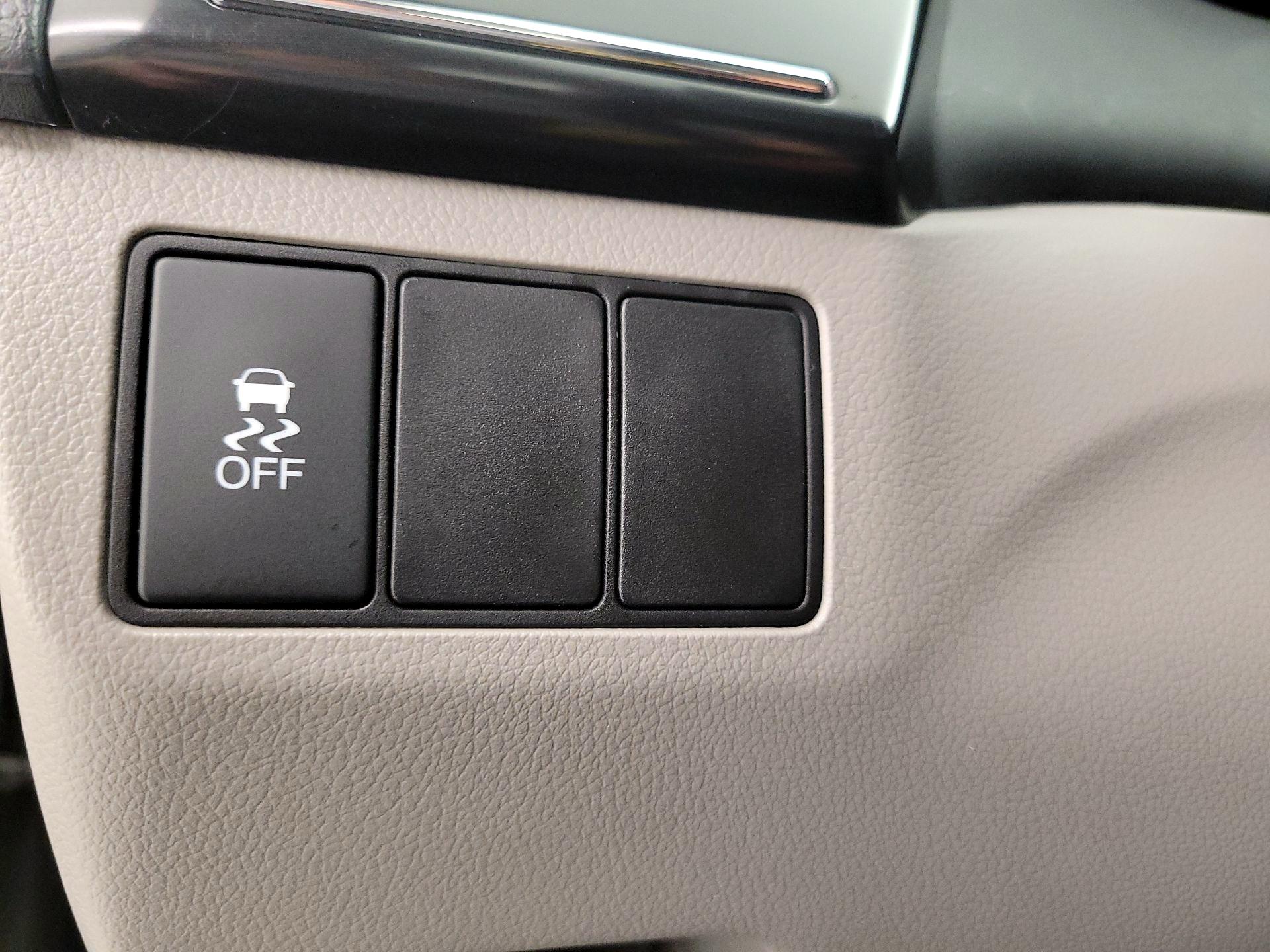 Thumbnail: 2015 Honda Civic - 13