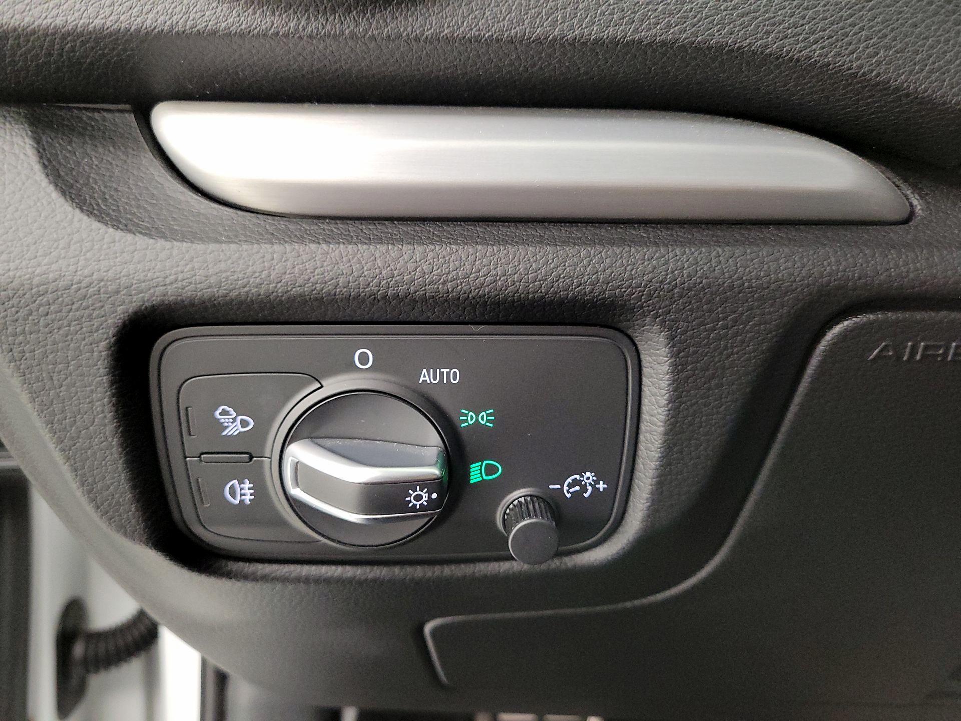 Thumbnail: 2018 Audi S3 - 13